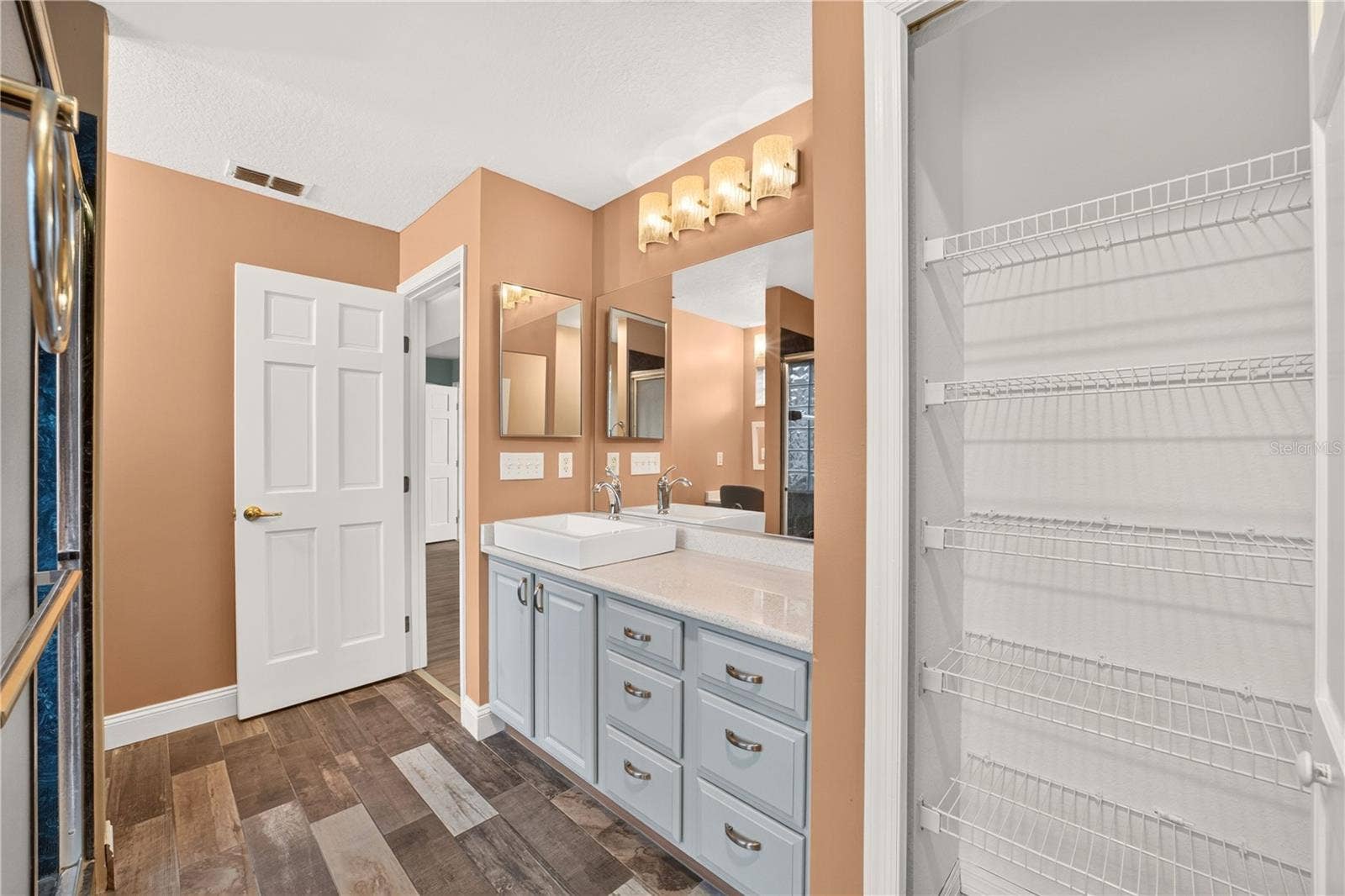 10983 SW 69TH CIRCLE, Ocala, FL 34476 10983 SW 69TH CIRCLE, Ocala, FL 34476