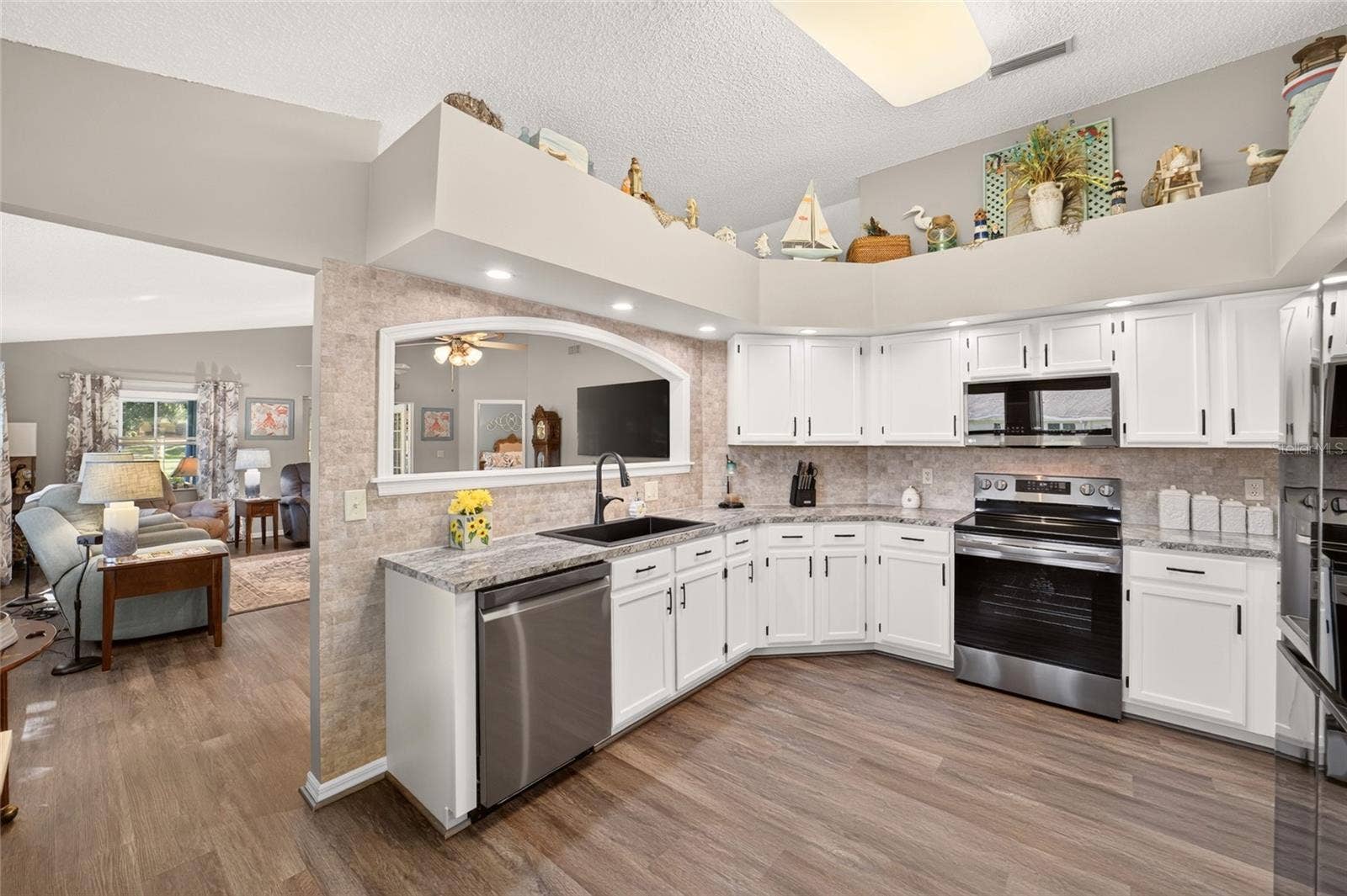 9141 SW 91ST CIRCLE, Ocala, FL 34481 9141 SW 91ST CIRCLE, Ocala, FL 34481