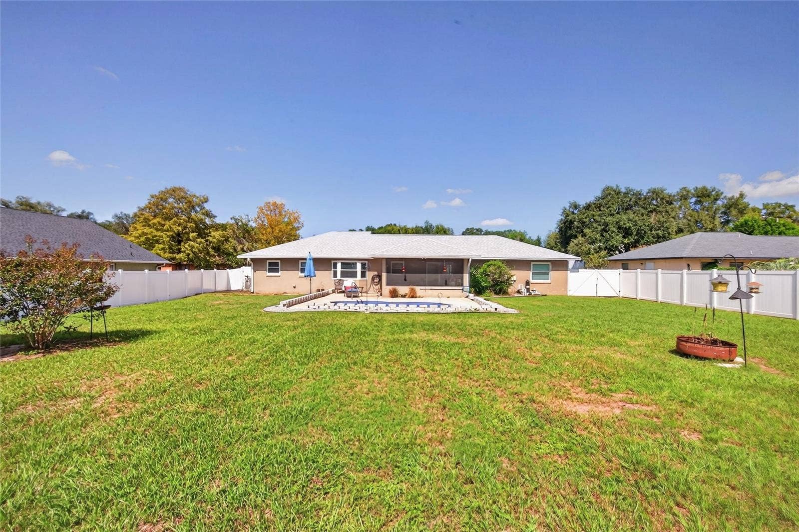 4092 SE 61ST PLACE, Ocala, FL 34480 4092 SE 61ST PLACE, Ocala, FL 34480