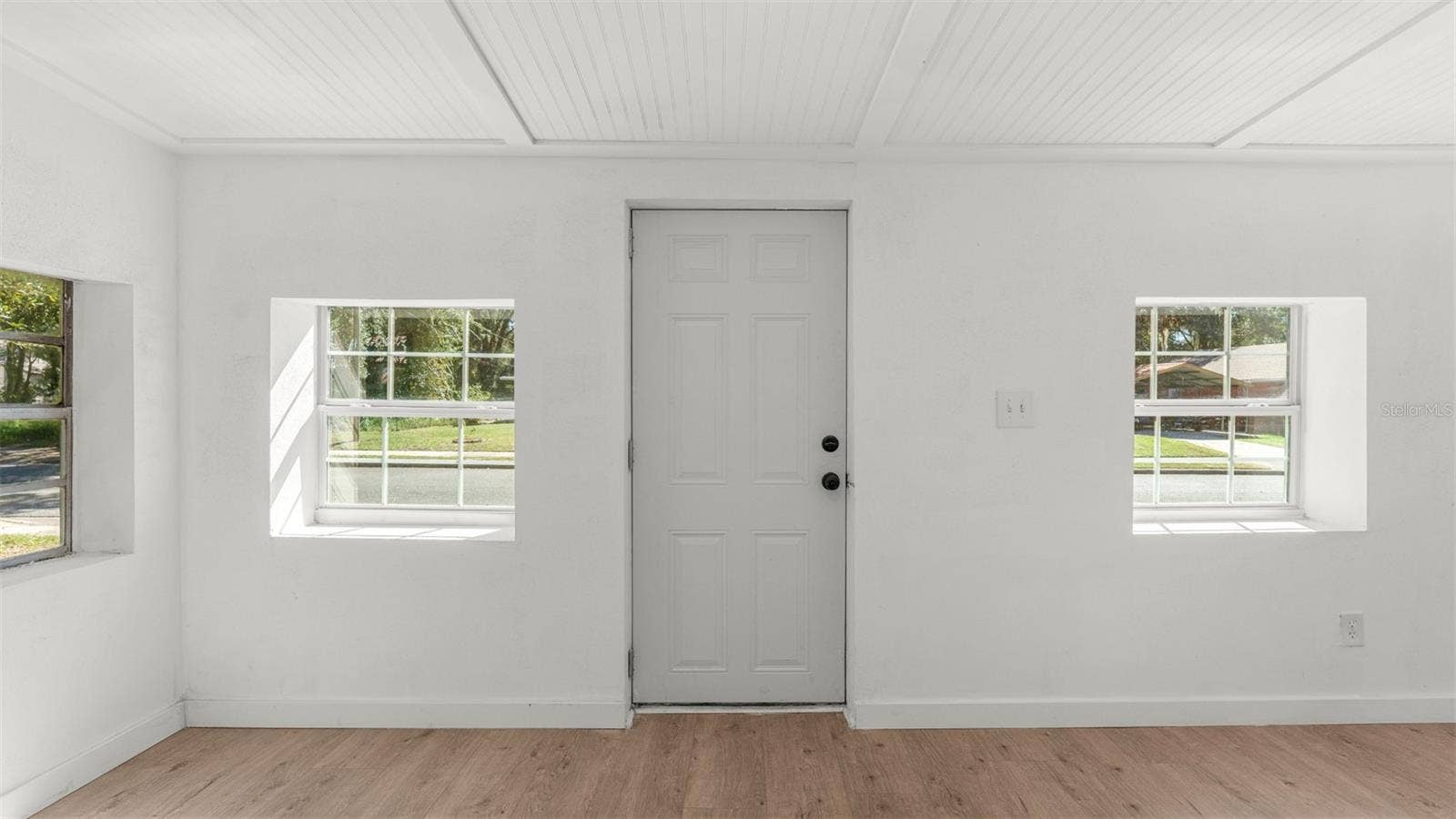 2410 NE 3RD PLACE, Gainesville, FL 32641