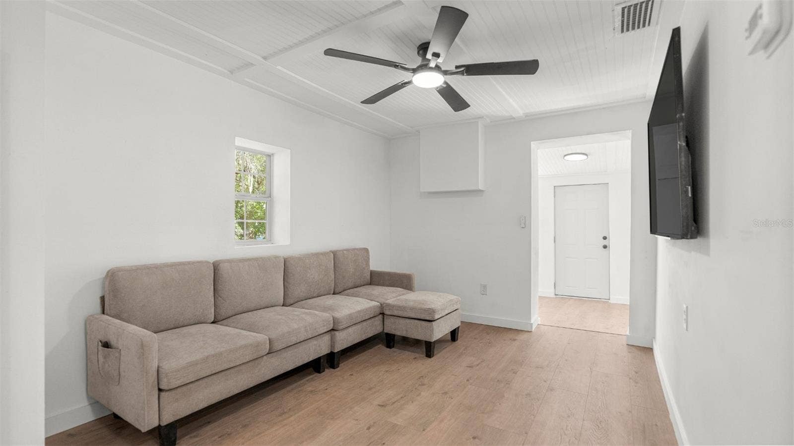 2410 NE 3RD PLACE, Gainesville, FL 32641