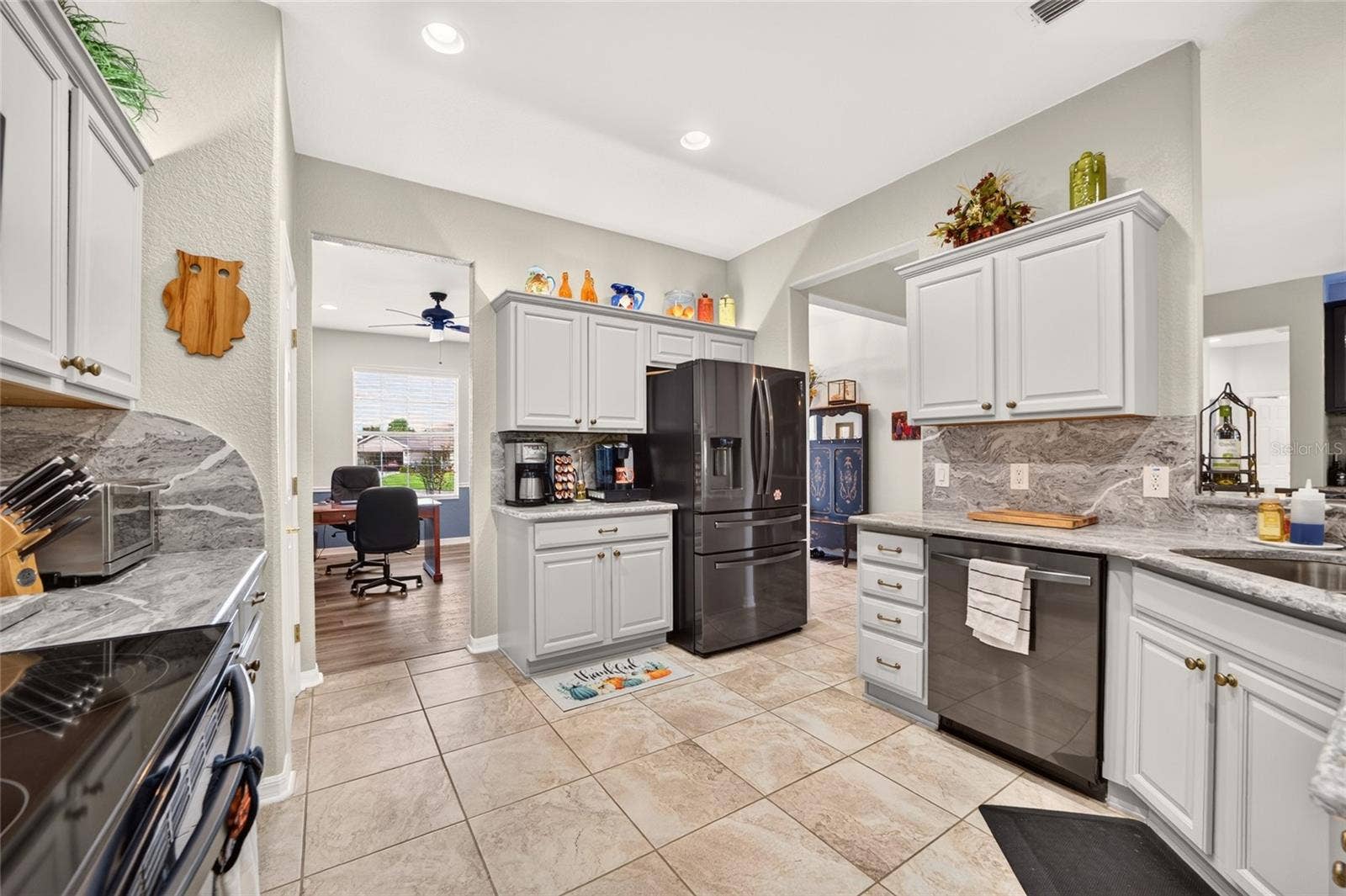 13233 SE 91ST COURT ROAD, Summerfield, FL 34491 Kitchen