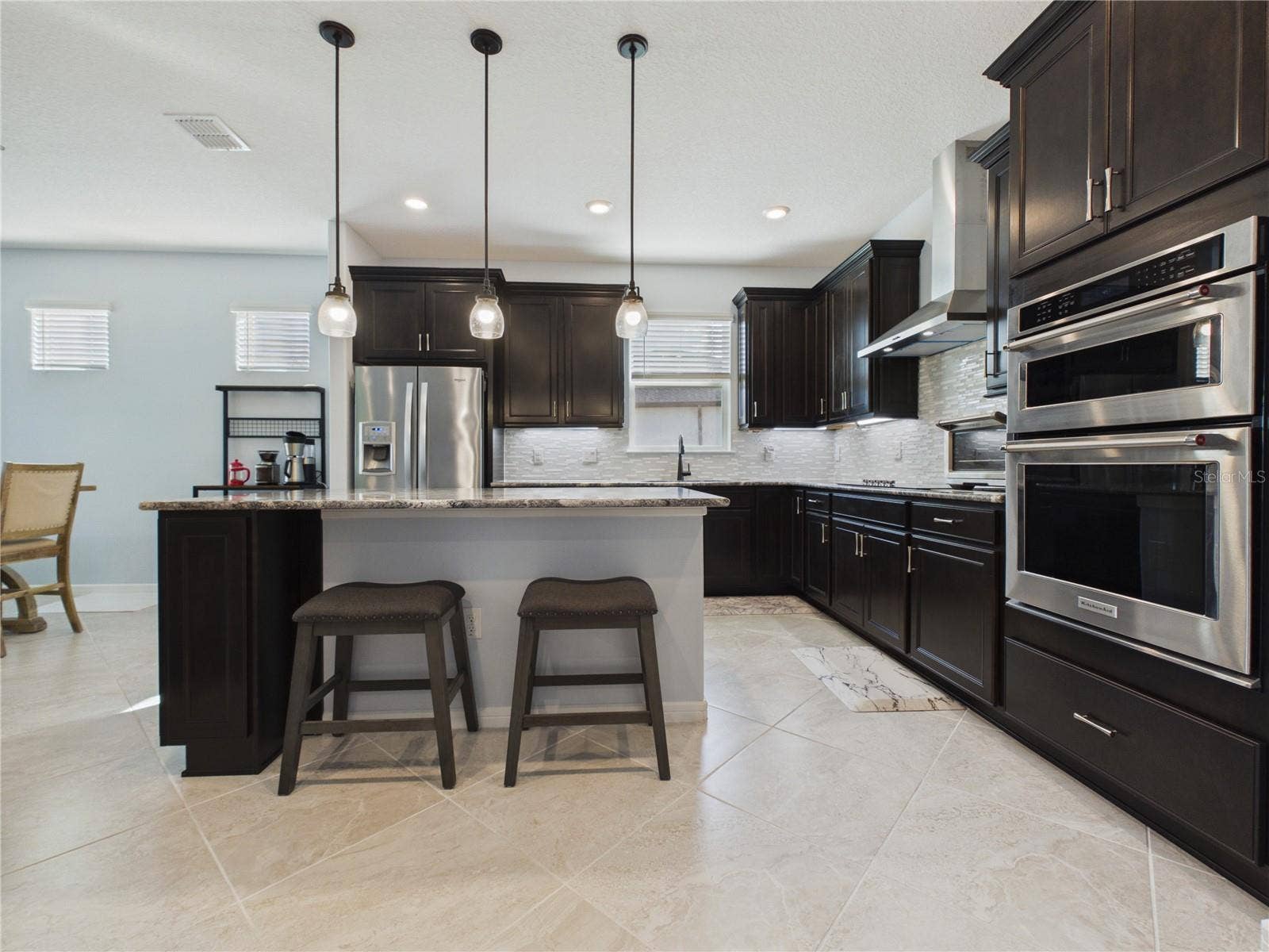 5387 SW 92ND AVENUE ROAD, Ocala, FL 34481 Gourmet kitchen with center island