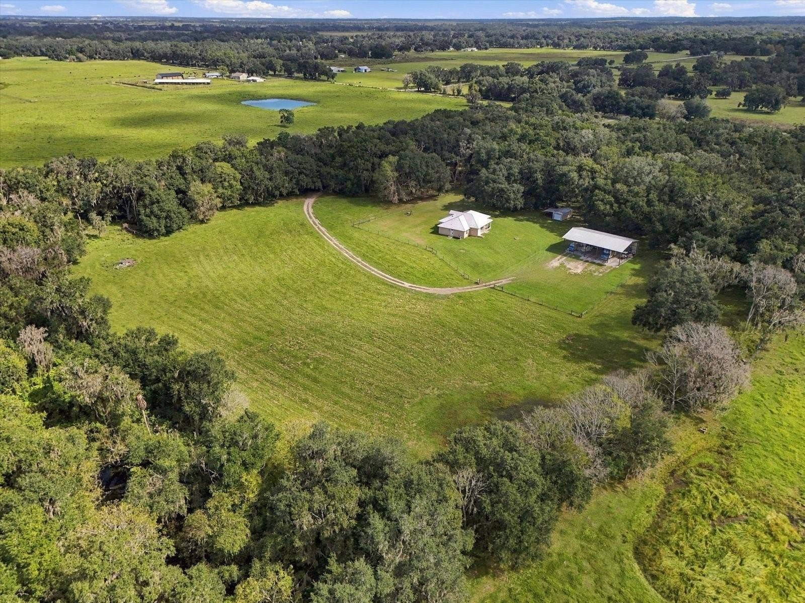 6420 CR 569, Center Hill, FL 33514 6420 CR 569, Center Hill, FL 33514