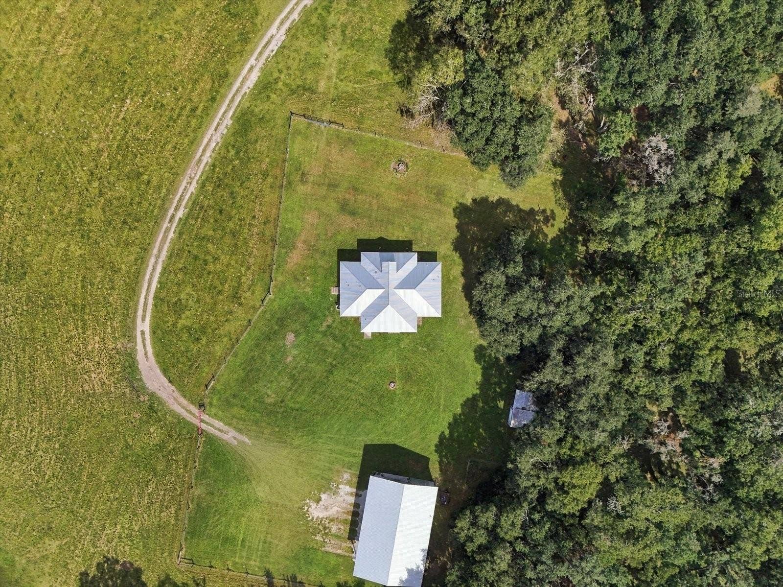6420 CR 569, Center Hill, FL 33514 6420 CR 569, Center Hill, FL 33514