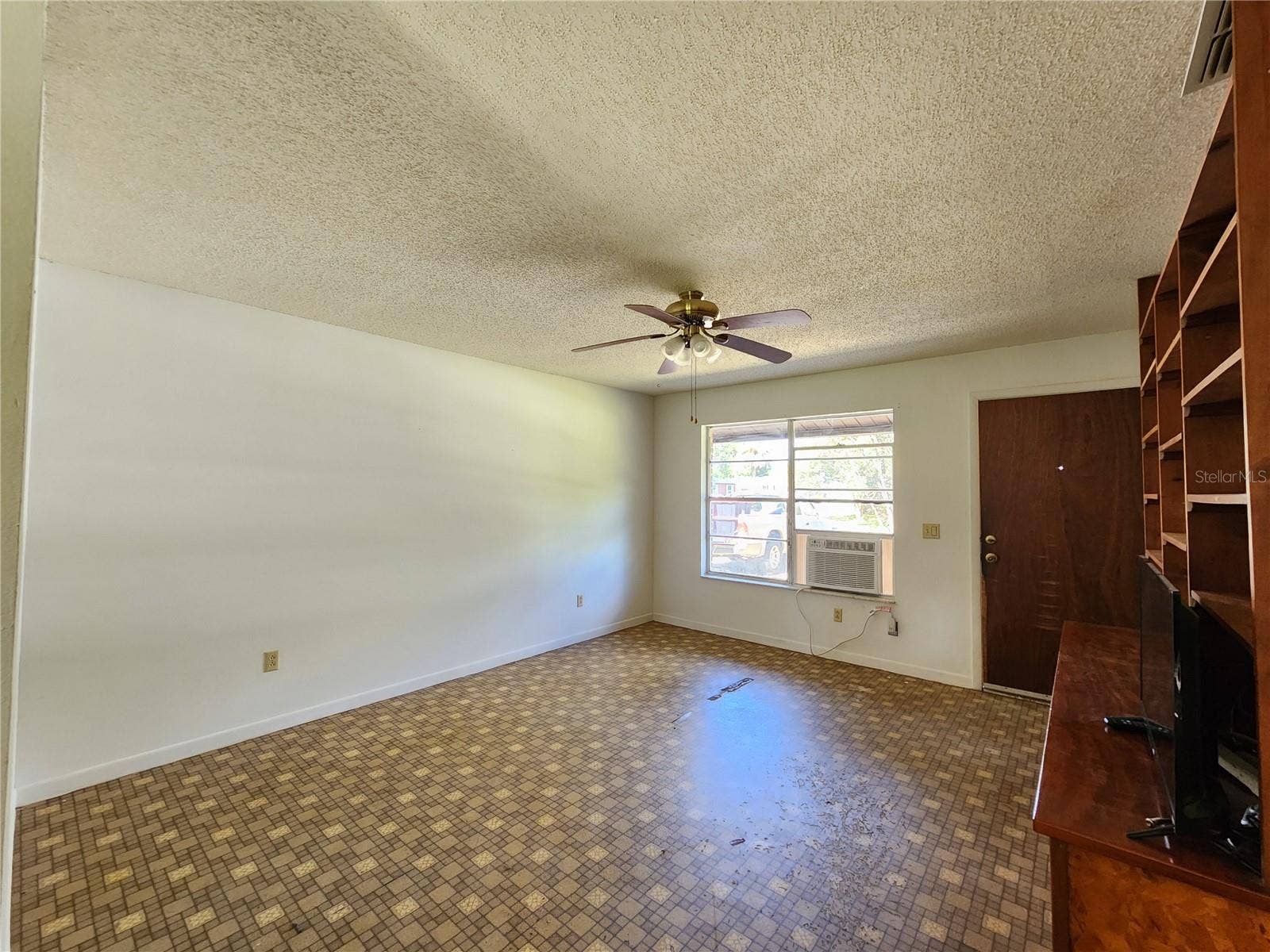 2274 NE 54TH PLACE, Ocala, FL 34479 2274 NE 54TH PLACE, Ocala, FL 34479