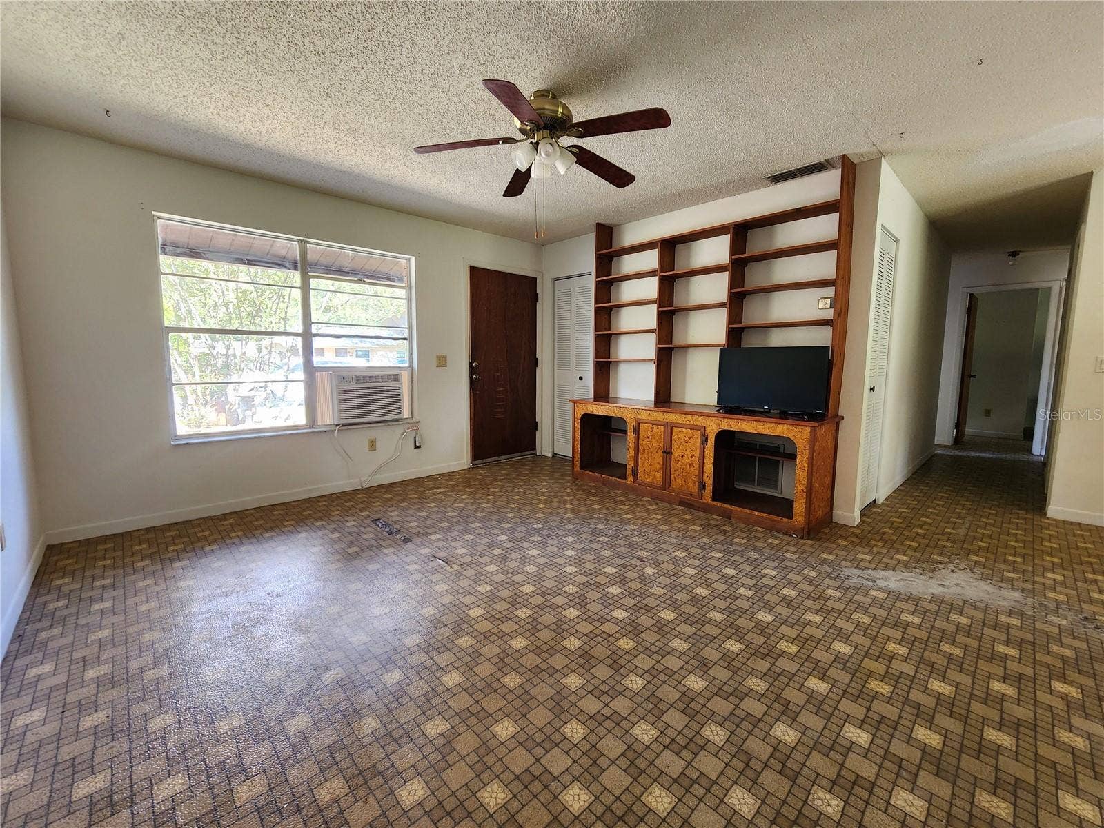 2274 NE 54TH PLACE, Ocala, FL 34479 2274 NE 54TH PLACE, Ocala, FL 34479