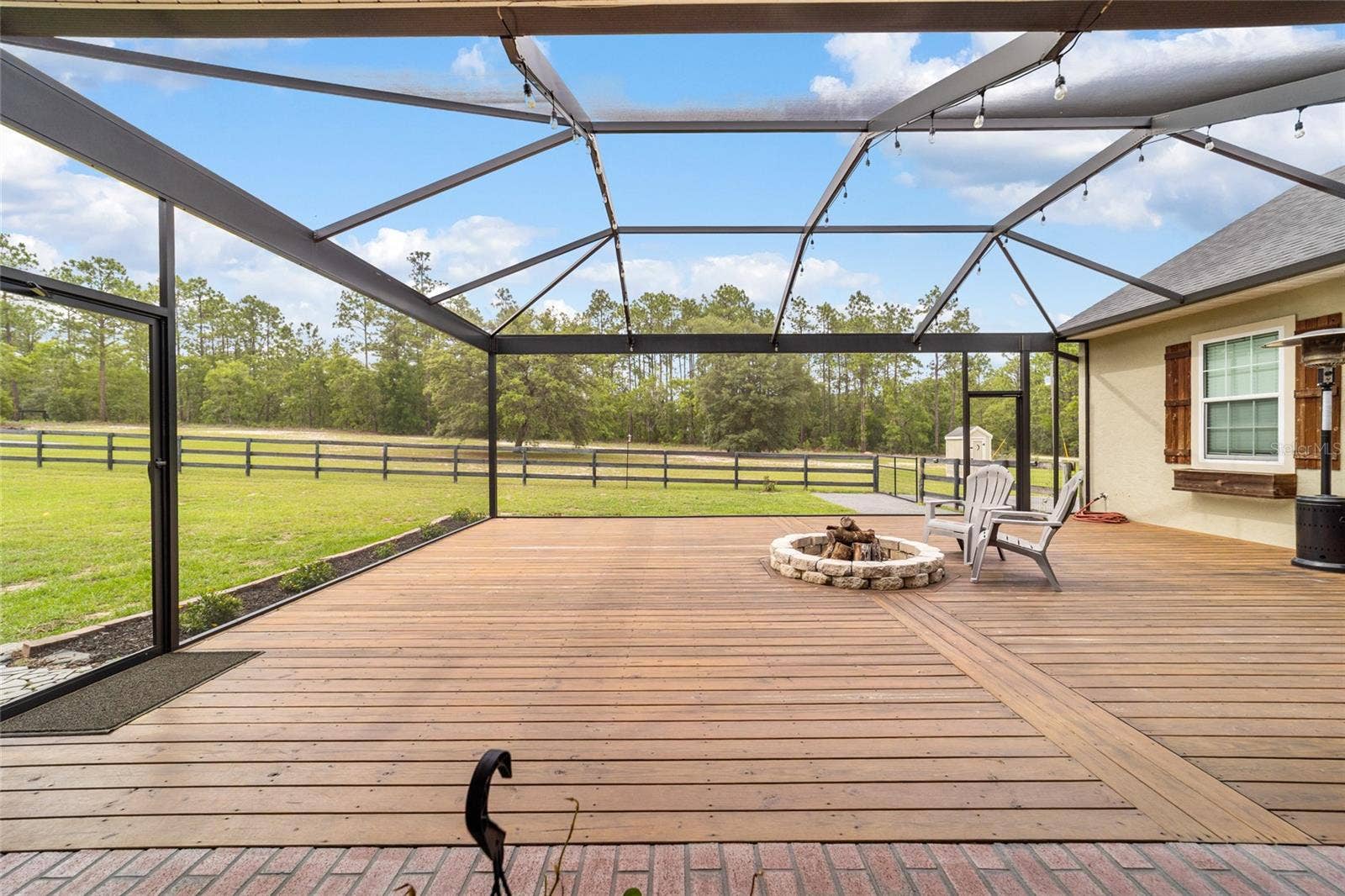 Screened Deck 34'X24'