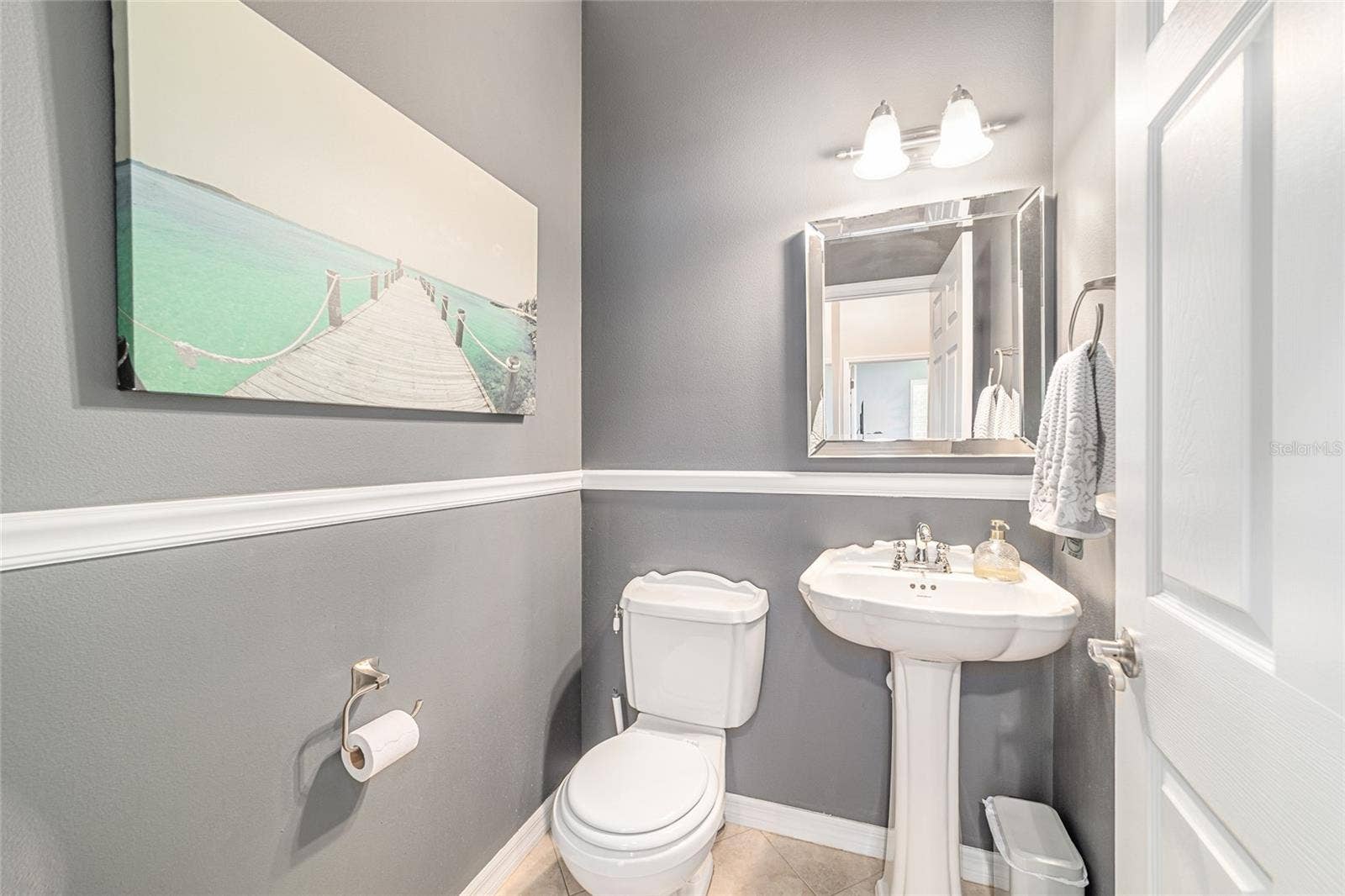 1/2 Bath
