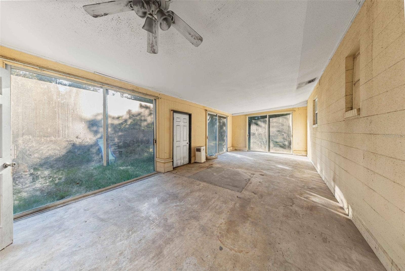 4505 NW 19TH AVENUE, Ocala, FL 34475 4505 NW 19TH AVENUE, Ocala, FL 34475