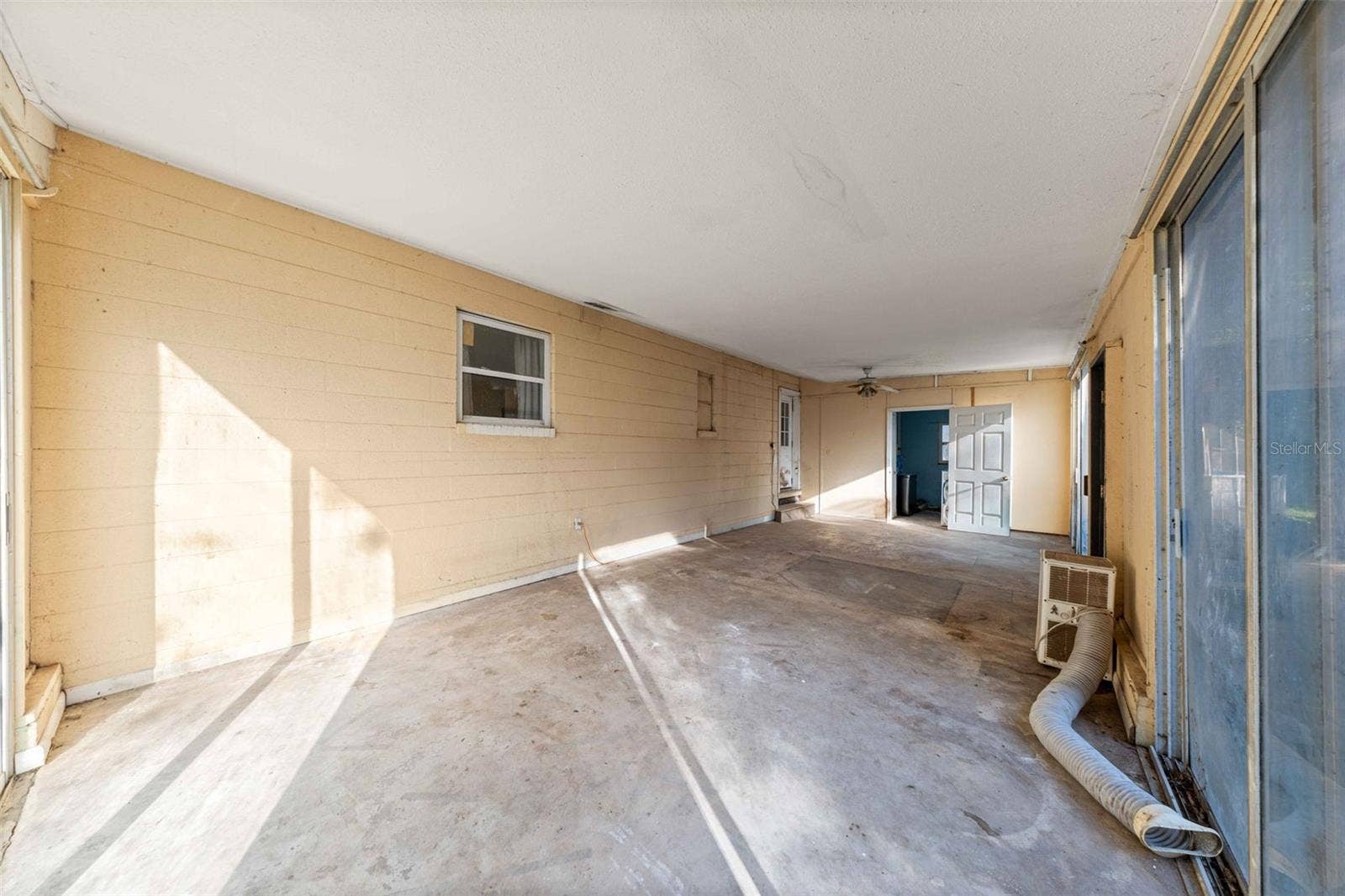 4505 NW 19TH AVENUE, Ocala, FL 34475 4505 NW 19TH AVENUE, Ocala, FL 34475