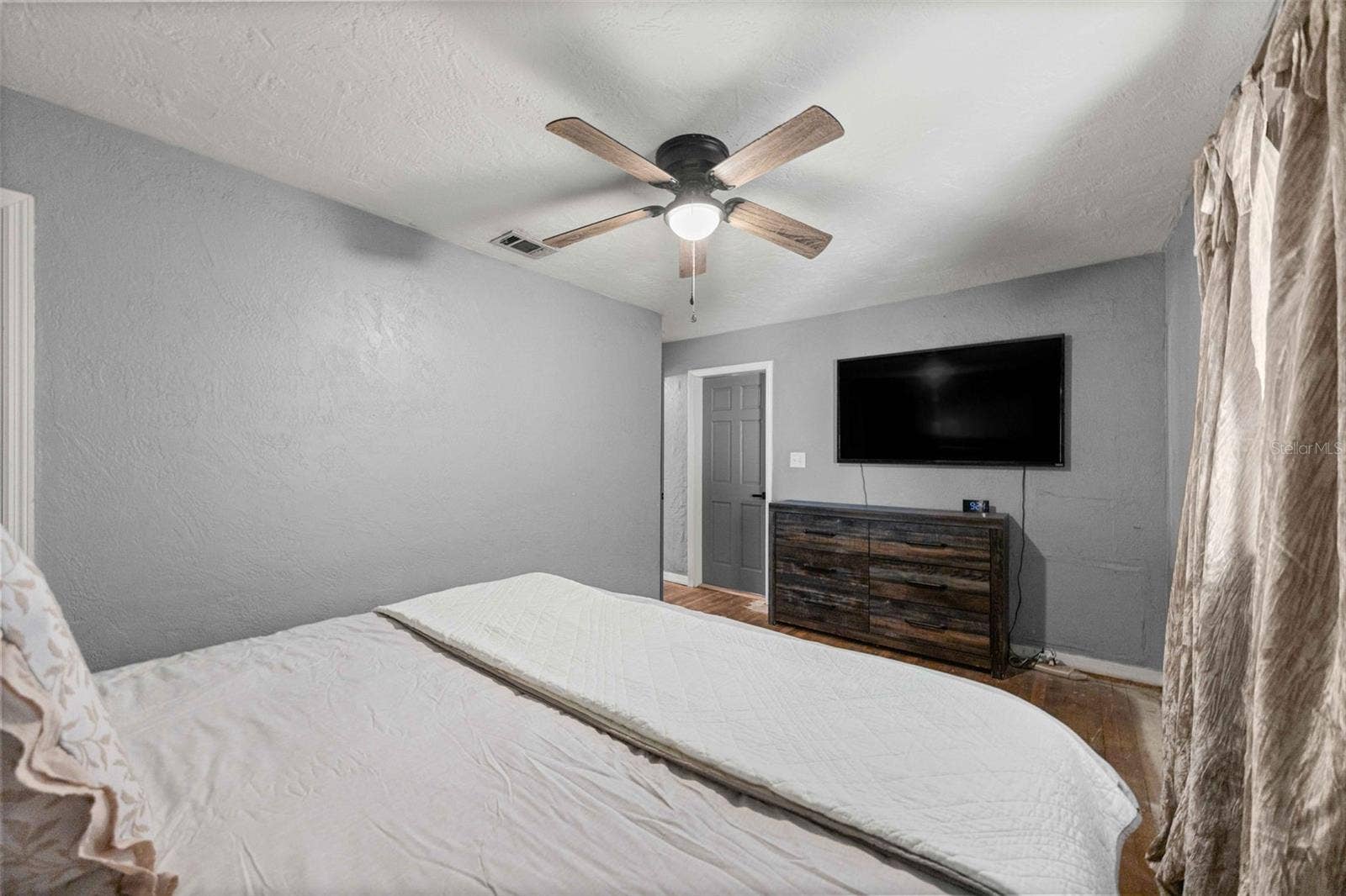 4505 NW 19TH AVENUE, Ocala, FL 34475 4505 NW 19TH AVENUE, Ocala, FL 34475