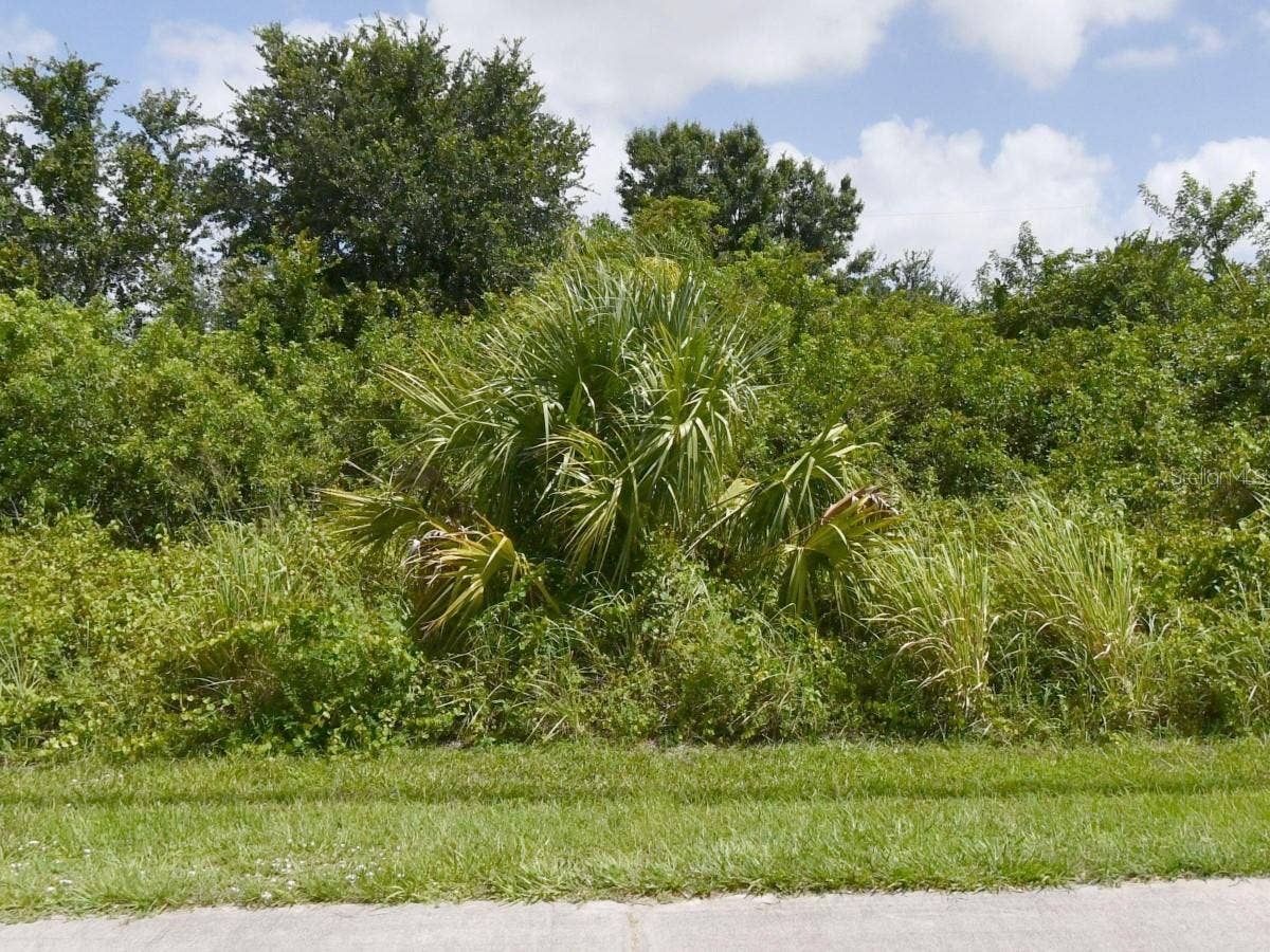 315/317 SW BECKER ROAD, Port St Lucie, FL 34953 315 SW BECKER RD