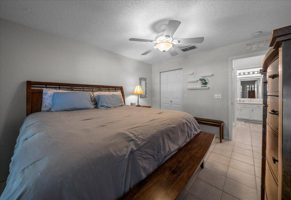 9085 SW 91ST CIRCLE, Ocala, FL 34481 9085 SW 91ST CIRCLE, Ocala, FL 34481