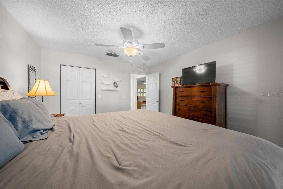 9085 SW 91ST CIRCLE, Ocala, FL 34481 9085 SW 91ST CIRCLE, Ocala, FL 34481