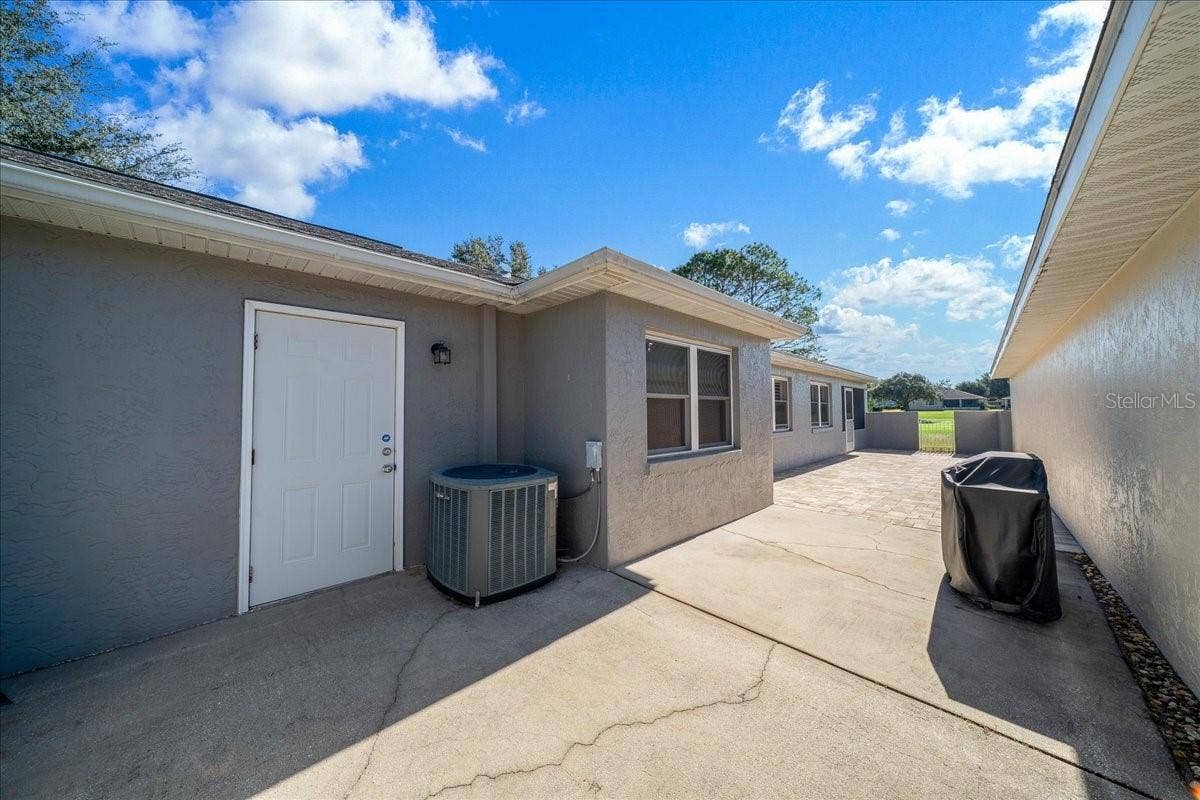 9085 SW 91ST CIRCLE, Ocala, FL 34481 9085 SW 91ST CIRCLE, Ocala, FL 34481