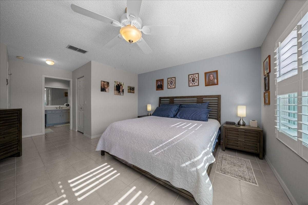9085 SW 91ST CIRCLE, Ocala, FL 34481 9085 SW 91ST CIRCLE, Ocala, FL 34481