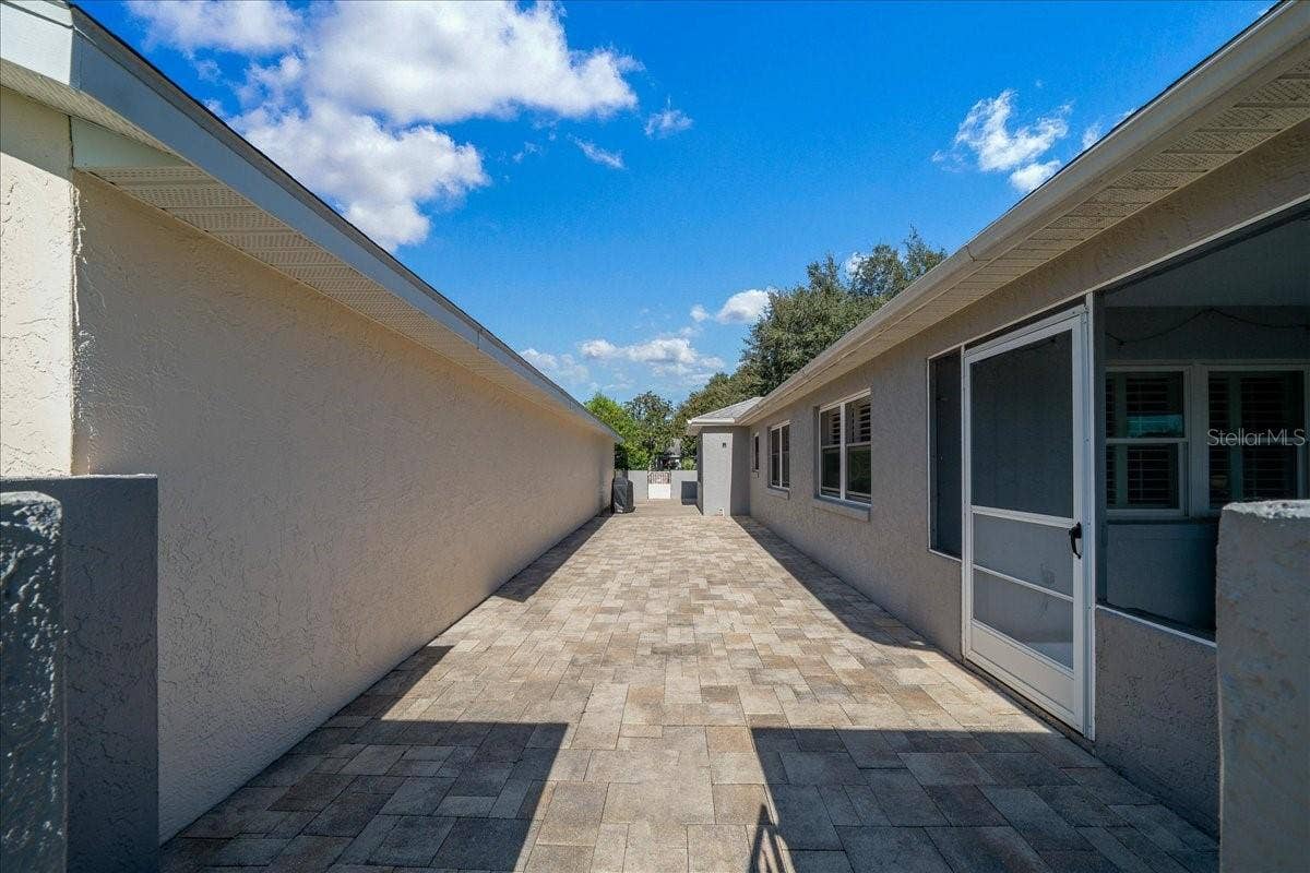 9085 SW 91ST CIRCLE, Ocala, FL 34481 9085 SW 91ST CIRCLE, Ocala, FL 34481