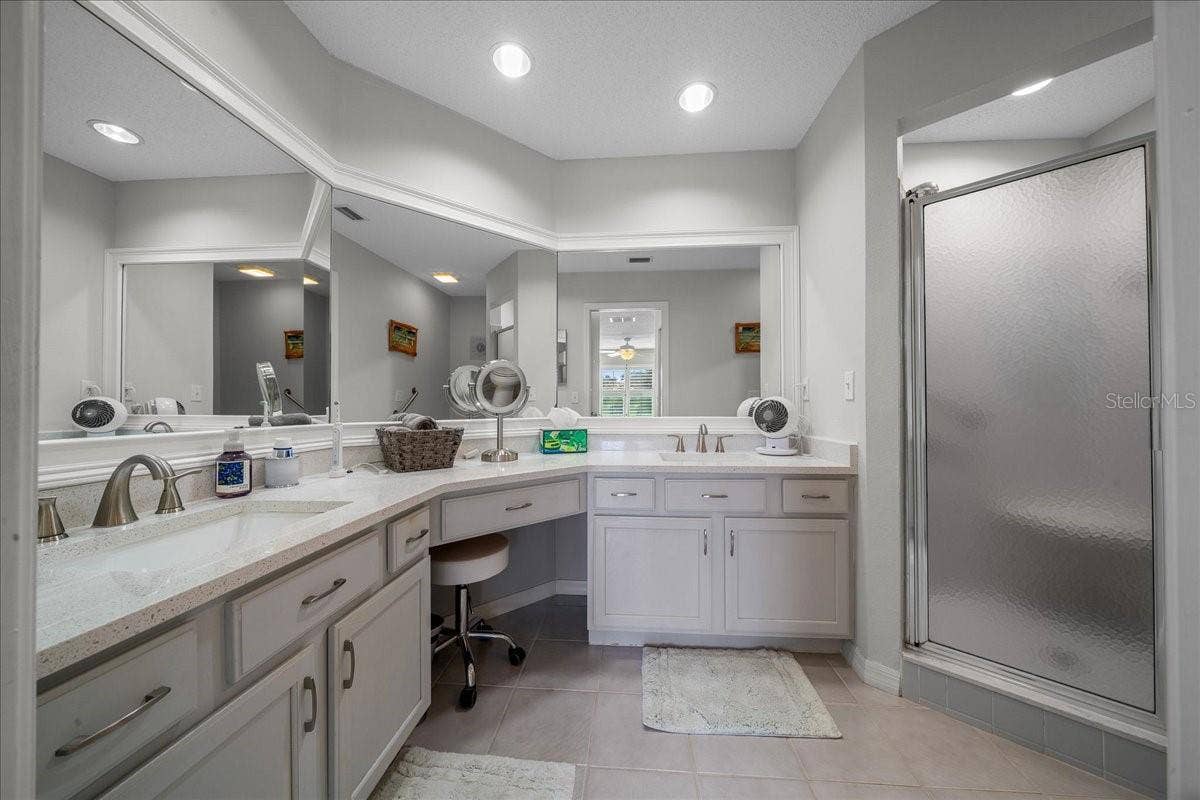9085 SW 91ST CIRCLE, Ocala, FL 34481 9085 SW 91ST CIRCLE, Ocala, FL 34481