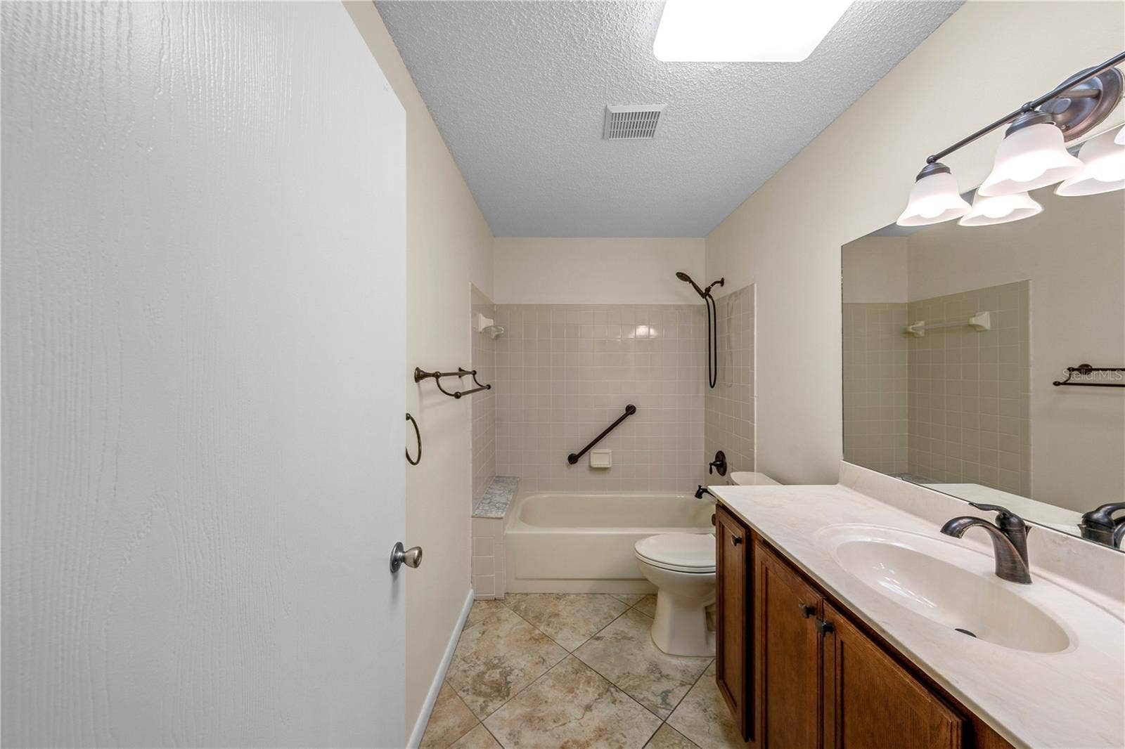 9529 SW 85TH AVENUE, #D, Ocala, FL 34481 9529 SW 85TH AVENUE, #D, Ocala, FL 34481