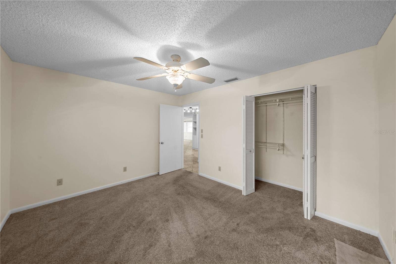 9529 SW 85TH AVENUE, #D, Ocala, FL 34481 9529 SW 85TH AVENUE, #D, Ocala, FL 34481