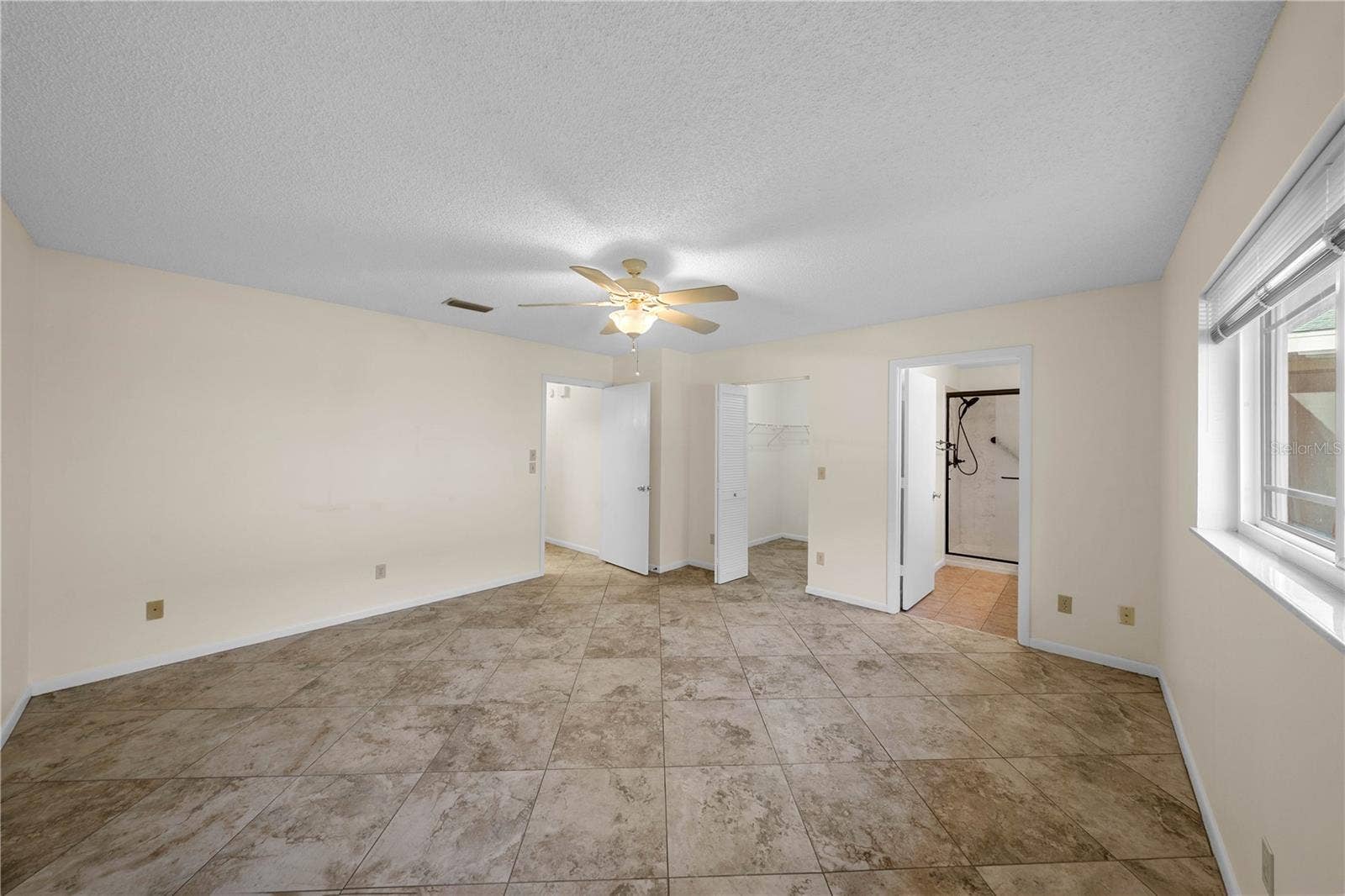 9529 SW 85TH AVENUE, #D, Ocala, FL 34481 9529 SW 85TH AVENUE, #D, Ocala, FL 34481