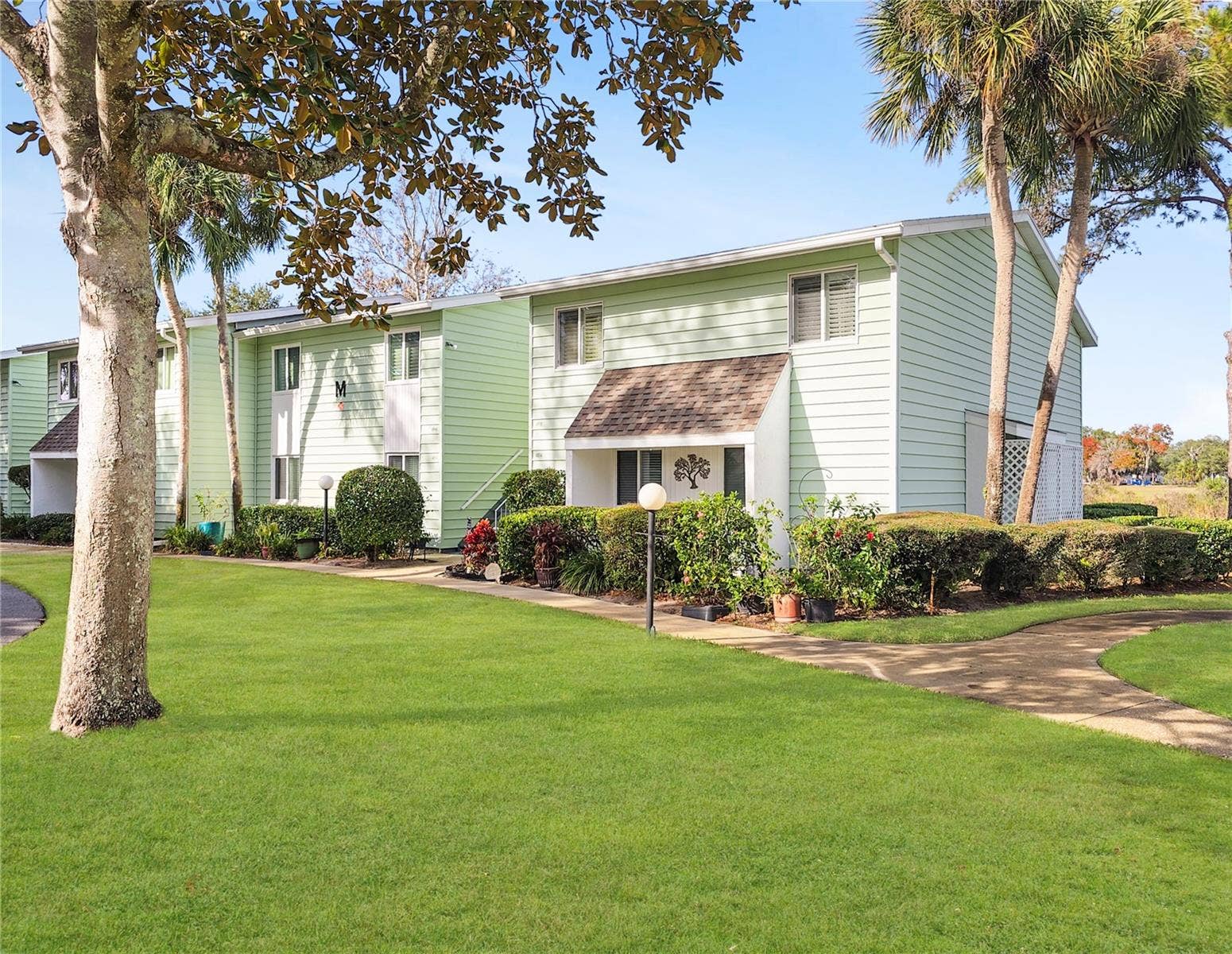 487 MIDWAY DRIVE, #B, Ocala, FL 34472 Front of Condo