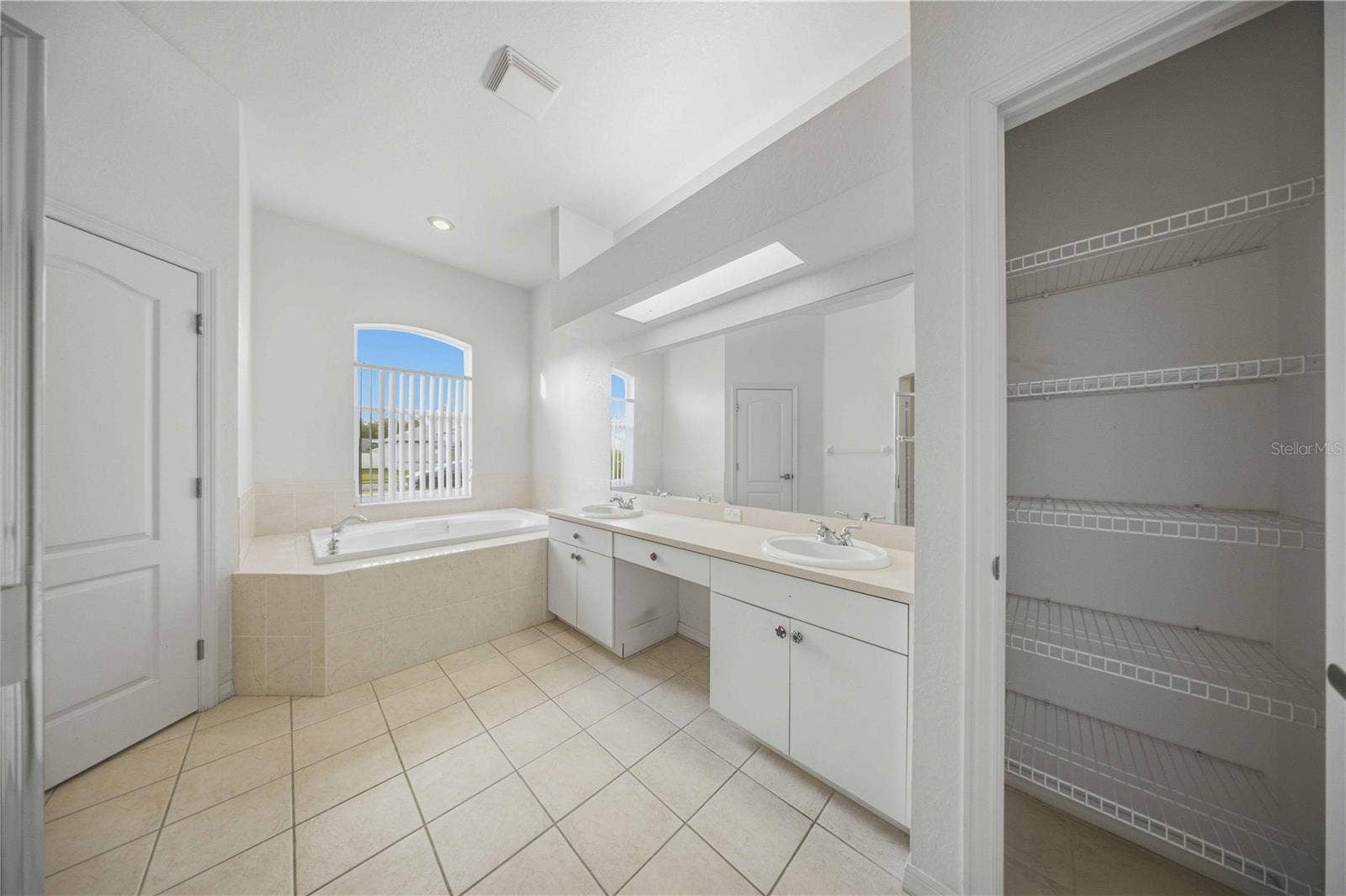 15493 SARATOGA DRIVE, Brooksville, FL 34604 Primary Bathroom