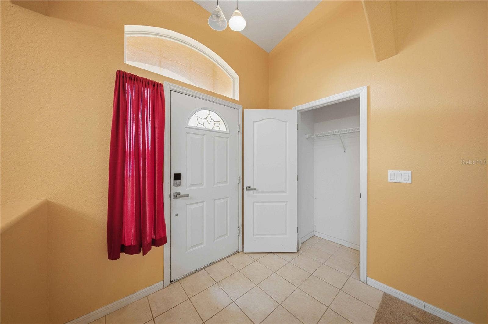15493 SARATOGA DRIVE, Brooksville, FL 34604 Foyer