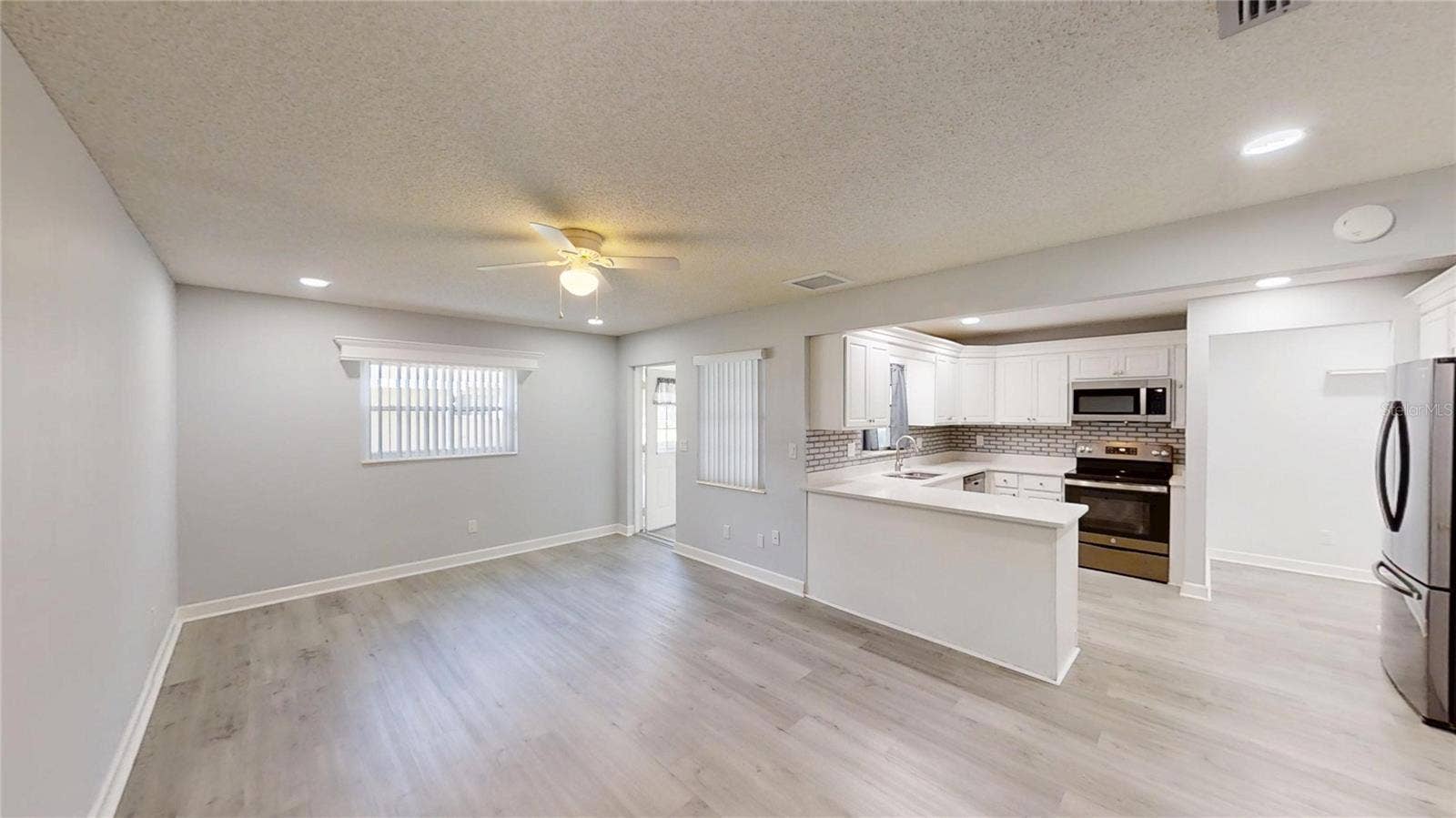 8883 SW 94TH LANE, #G, Ocala, FL 34481 FAMILY ROOM
