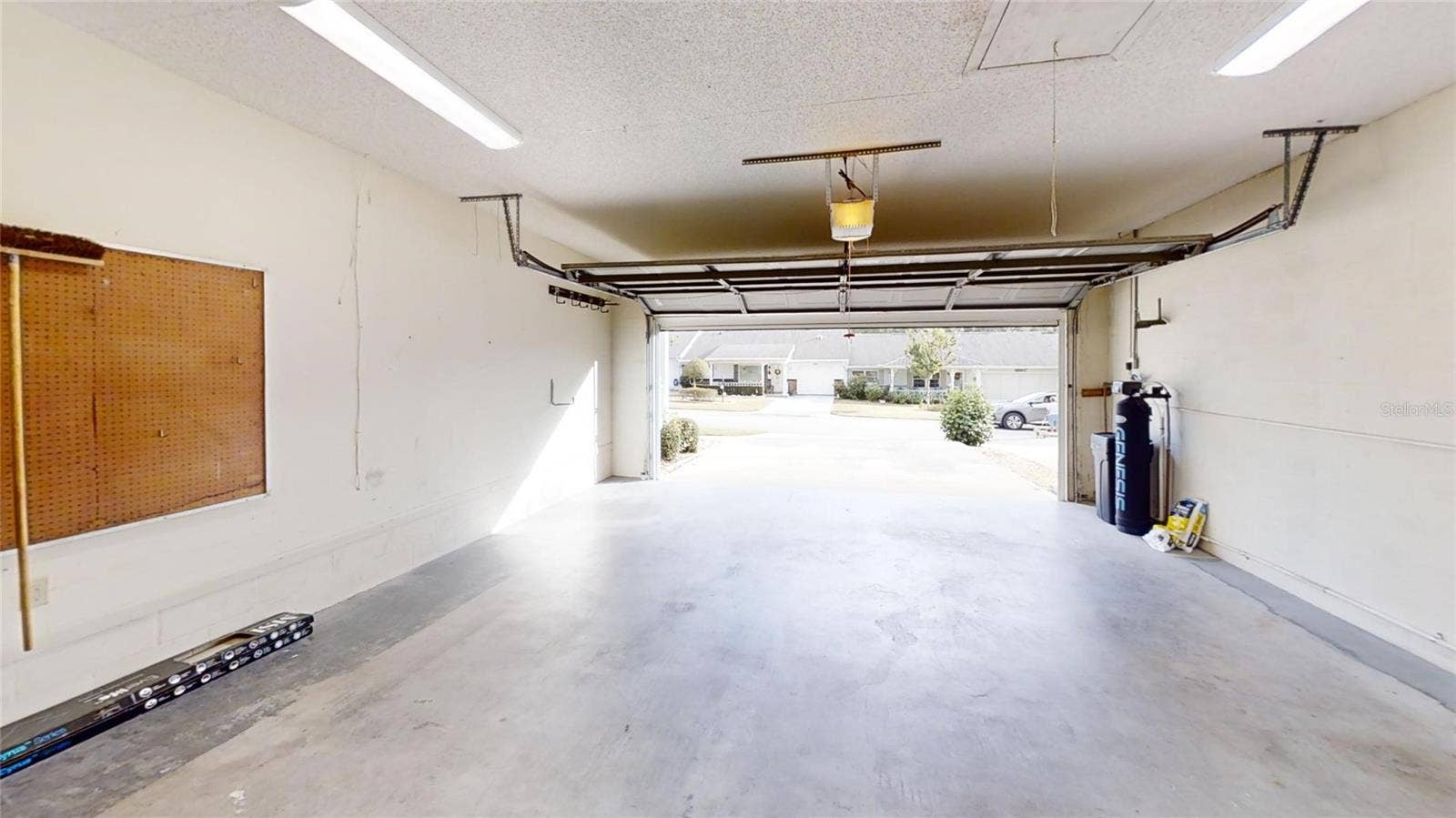 8883 SW 94TH LANE, #G, Ocala, FL 34481 GARAGE