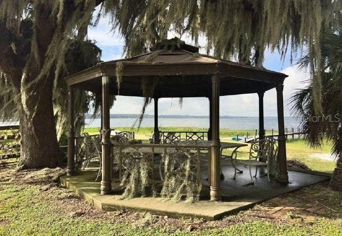 12653 SE 141ST AVENUE ROAD, Ocklawaha, FL 32179 Gazebo