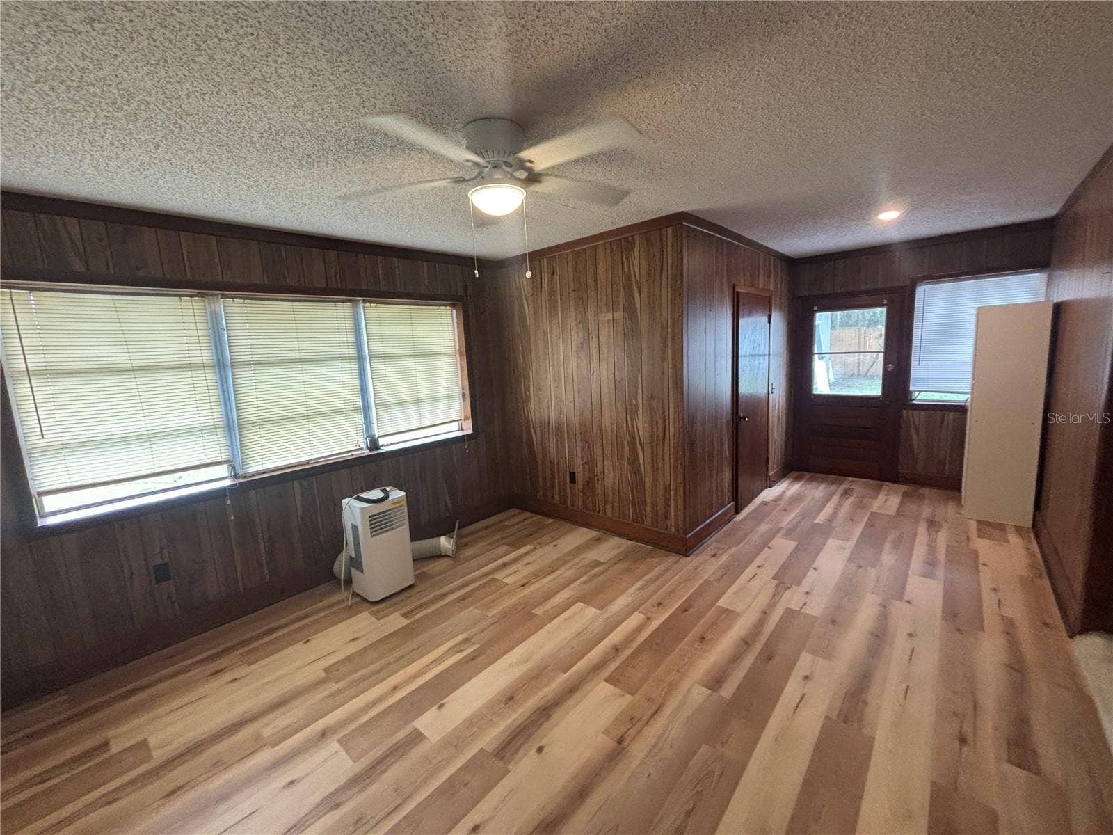 1851 SE 176TH AVENUE, Silver Springs, FL 34488