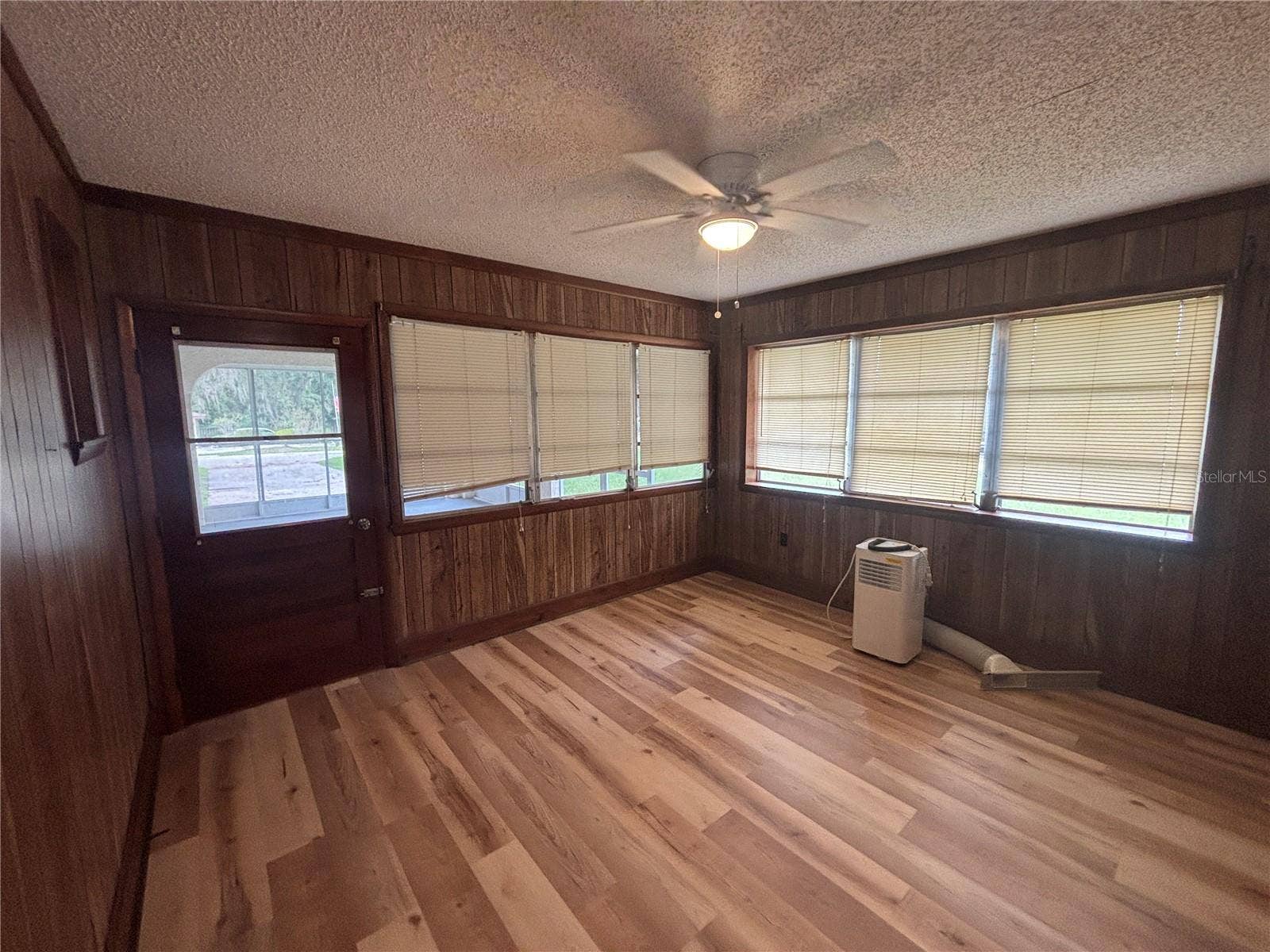 1851 SE 176TH AVENUE, Silver Springs, FL 34488