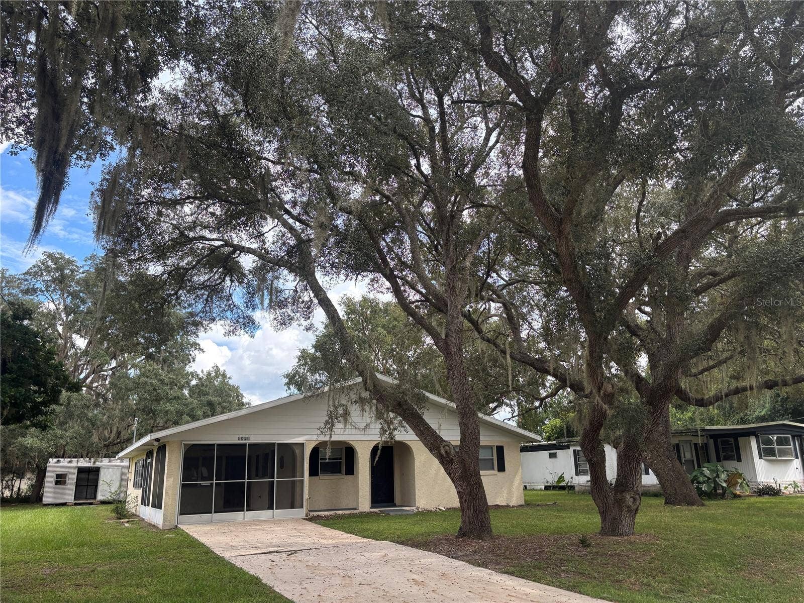 1851 SE 176TH AVENUE, Silver Springs, FL 34488