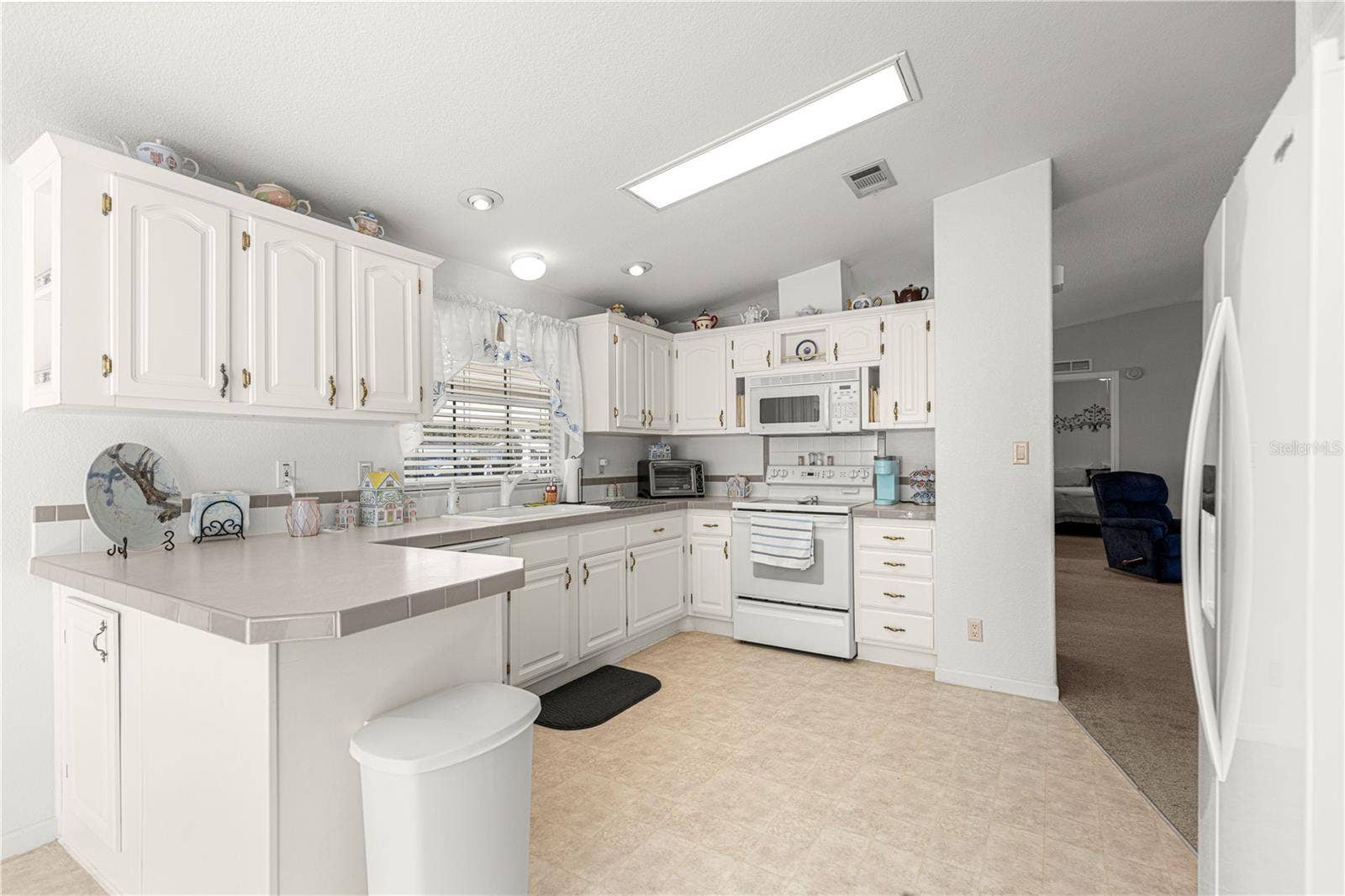 7943 SW 7TH PLACE, Ocala, FL 34474 7943 SW 7TH PLACE, Ocala, FL 34474