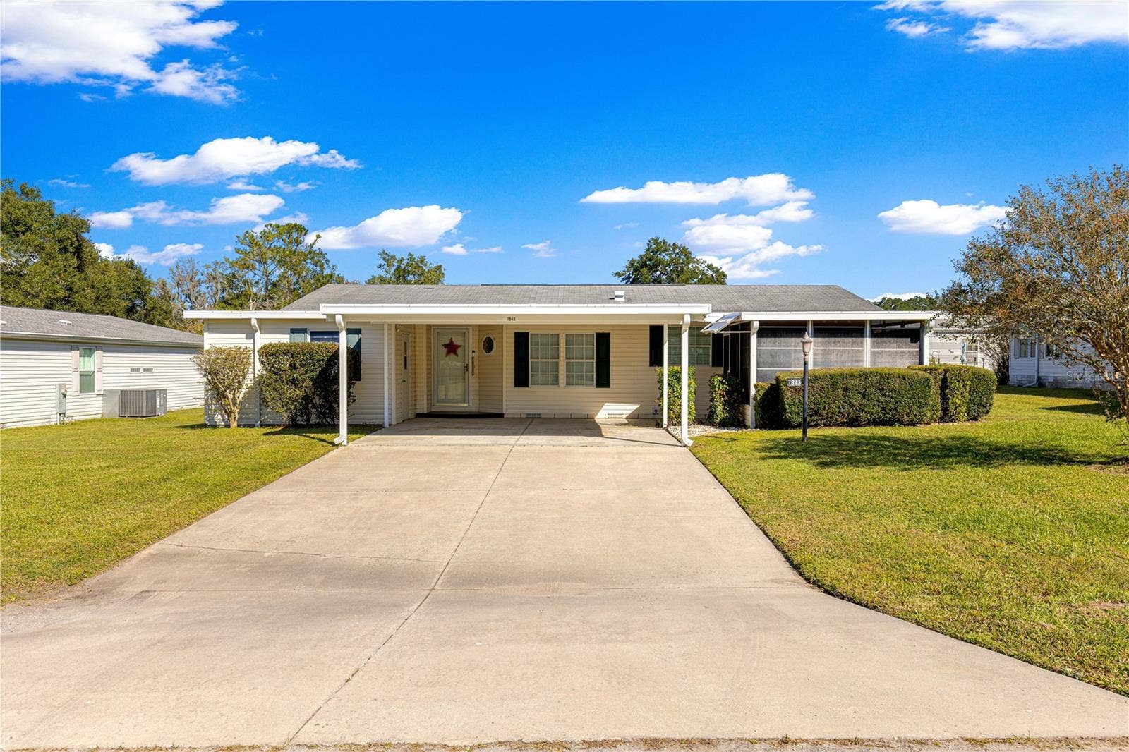 7943 SW 7TH PLACE, Ocala, FL 34474 Front of home
