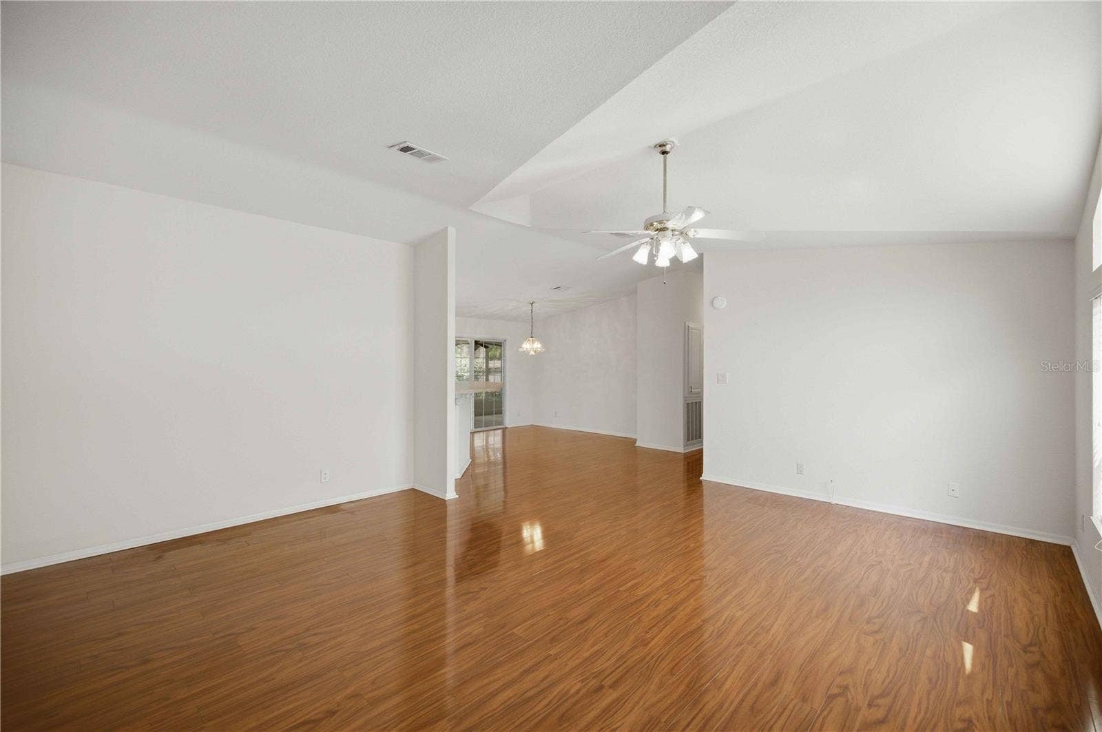 7863 SW 5TH PLACE, Ocala, FL 34474 7863 SW 5TH PLACE, Ocala, FL 34474