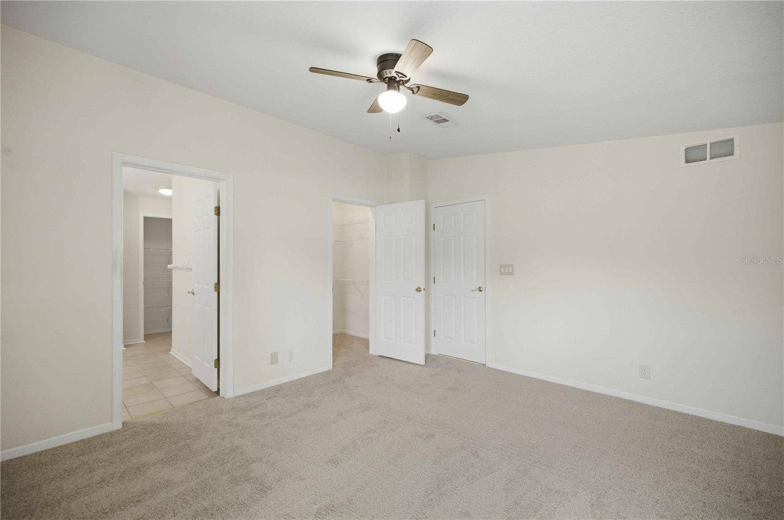 7863 SW 5TH PLACE, Ocala, FL 34474 Primary bedroom w/ bathroom