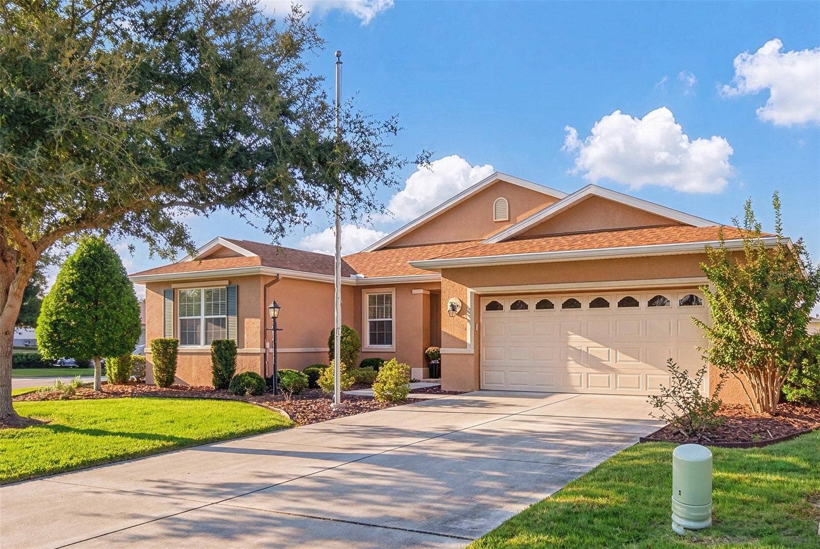 9222 SW 97TH CIRCLE, Ocala, FL 34481 9222 SW 97TH CIRCLE, Ocala, FL 34481