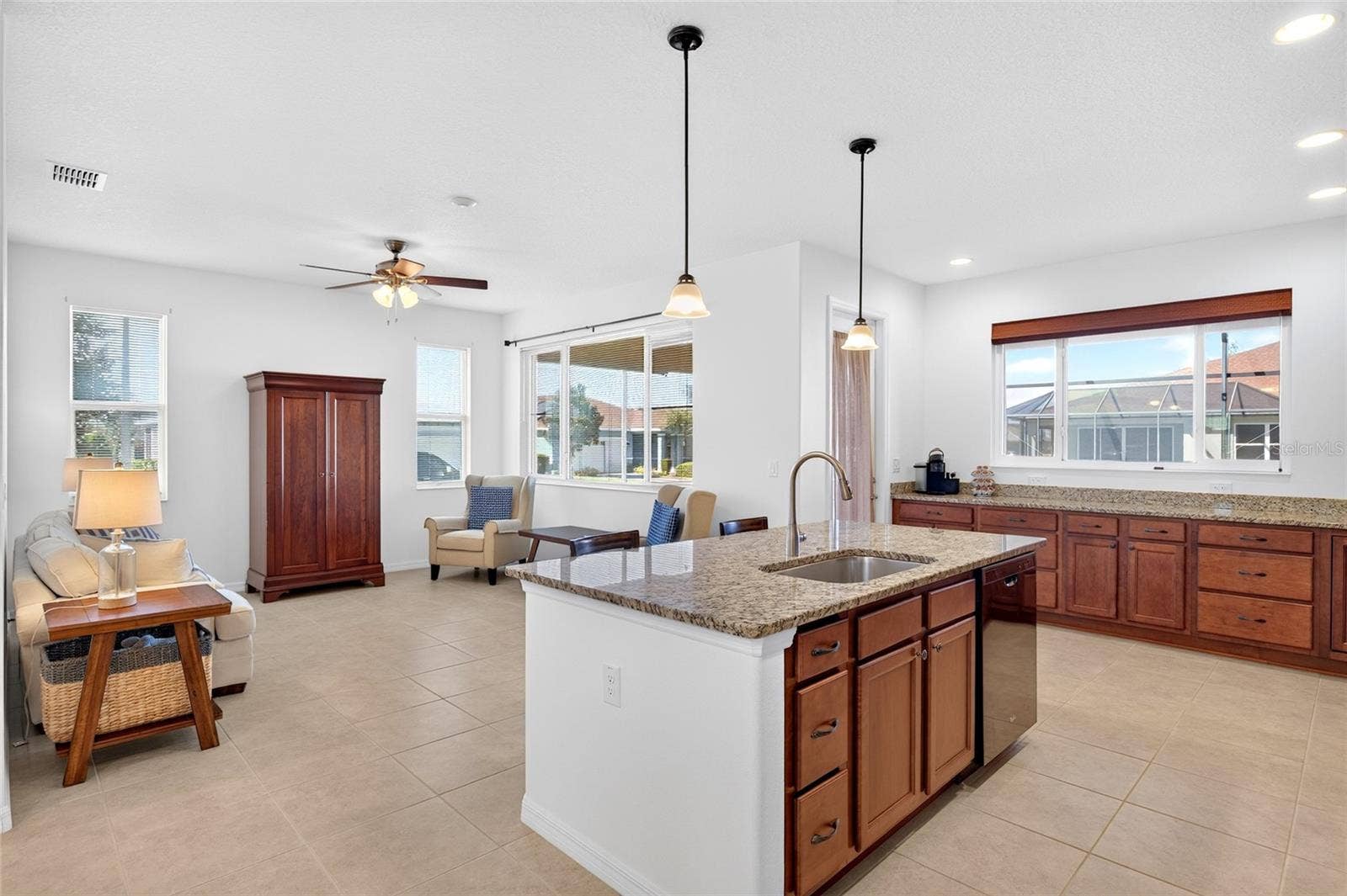 9222 SW 97TH CIRCLE, Ocala, FL 34481 9222 SW 97TH CIRCLE, Ocala, FL 34481