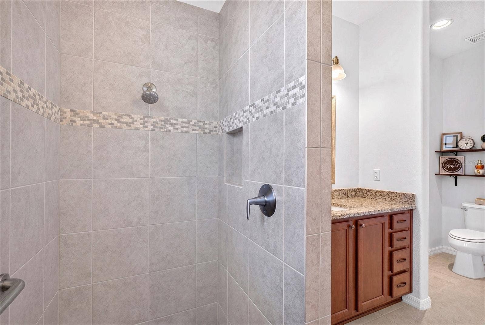9222 SW 97TH CIRCLE, Ocala, FL 34481 9222 SW 97TH CIRCLE, Ocala, FL 34481