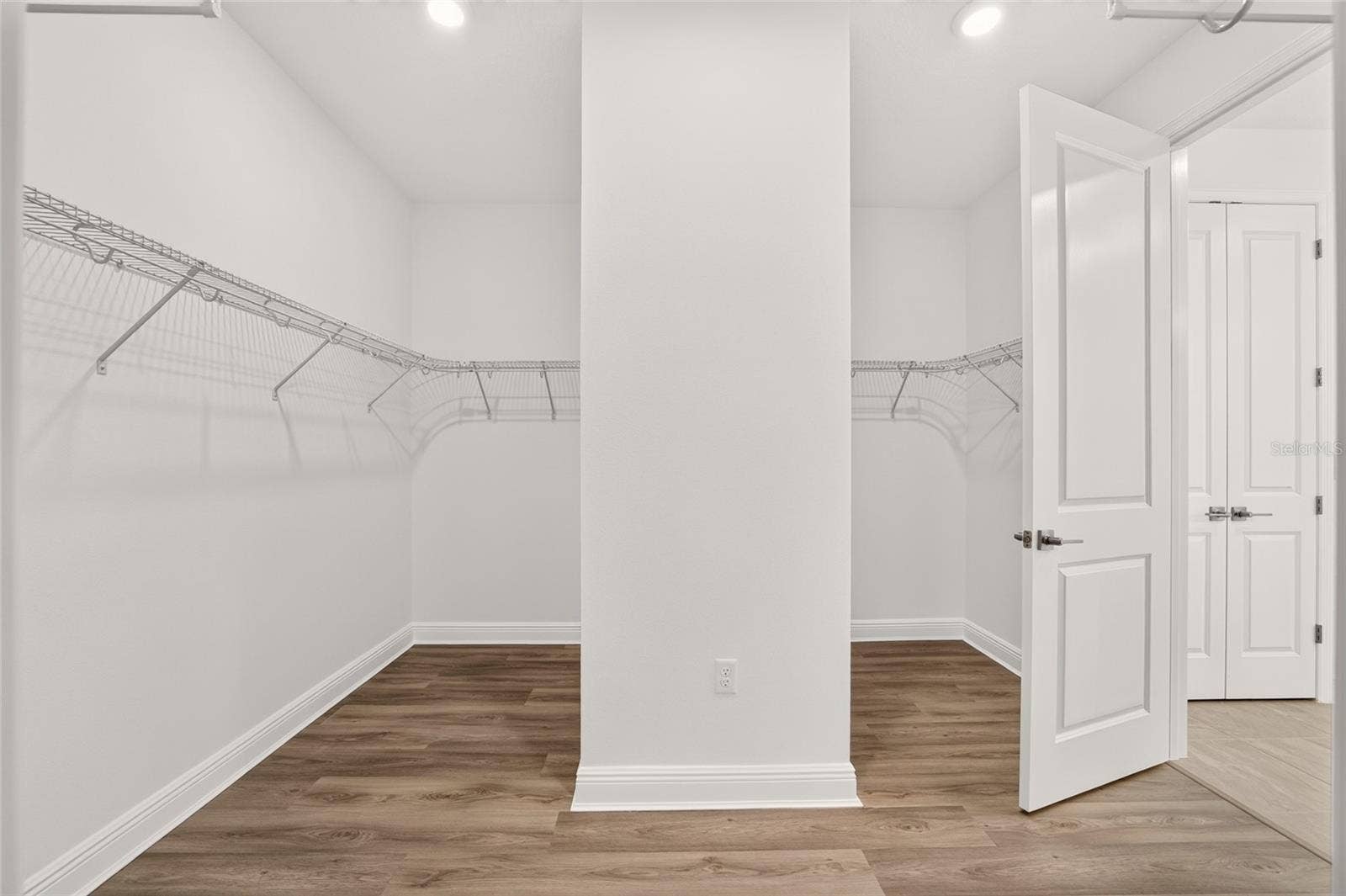 10376 SW 107TH AVENUE, Ocala, FL 34481 10376 SW 107TH AVENUE, Ocala, FL 34481