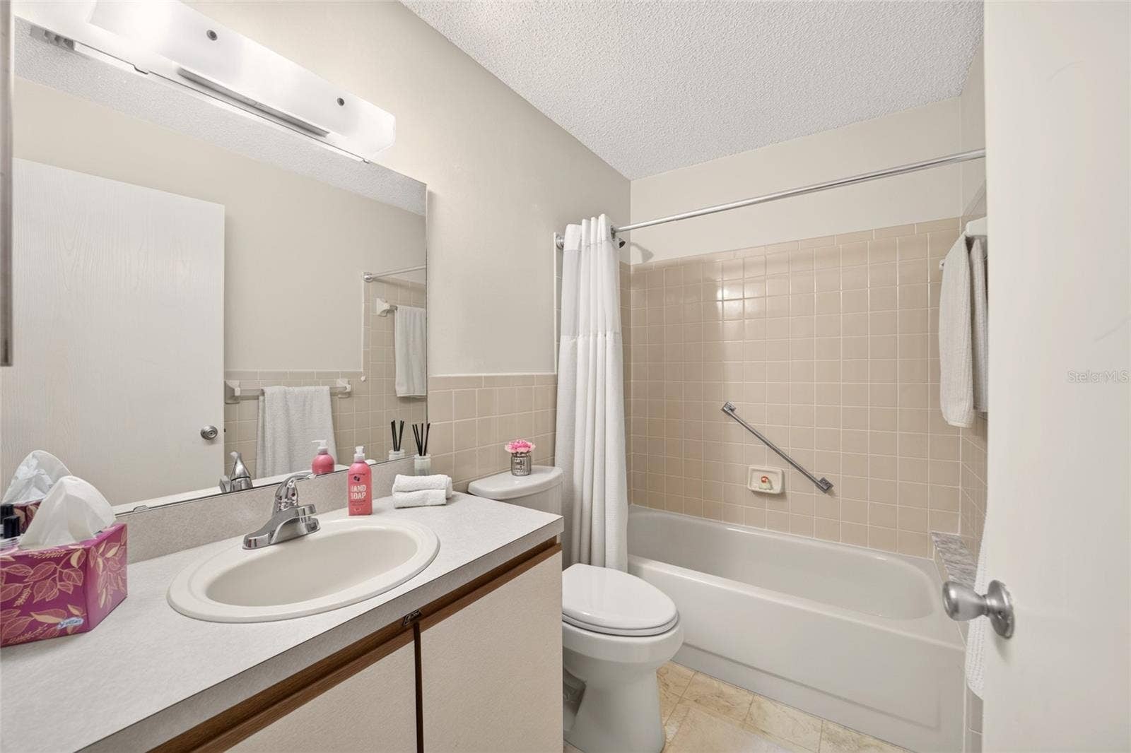 9439 SW 85TH AVE ROAD, Ocala, FL 34481 9439 SW 85TH AVE ROAD, Ocala, FL 34481