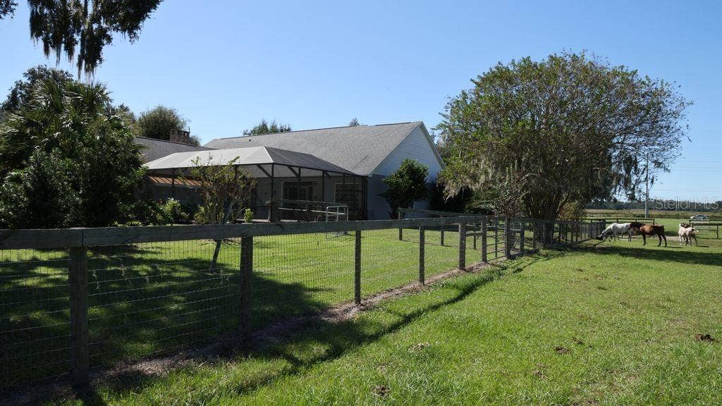 9238 FORT KING ROAD, Dade City, FL 33525 9238 FORT KING ROAD, Dade City, FL 33525