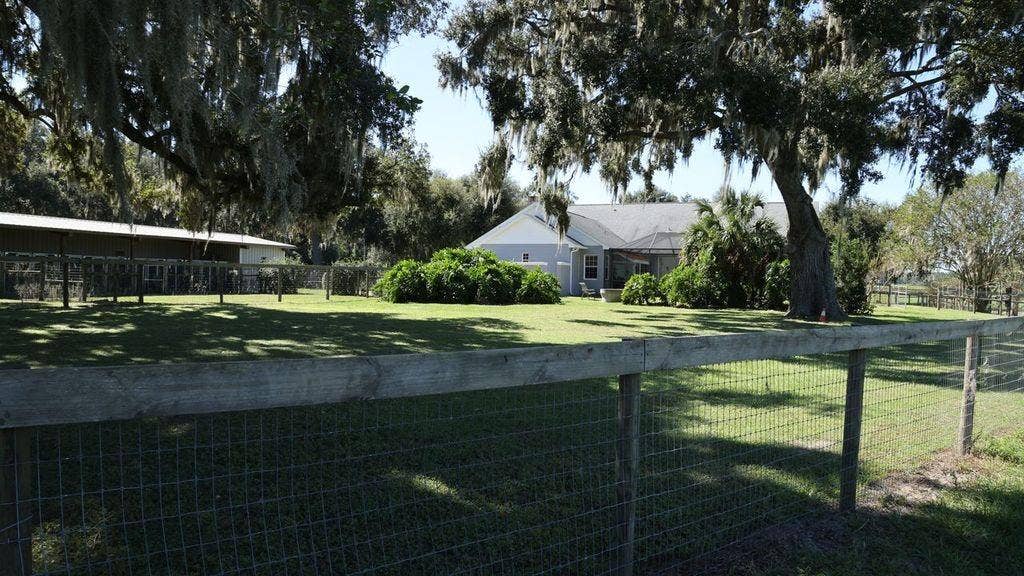 9238 FORT KING ROAD, Dade City, FL 33525 9238 FORT KING ROAD, Dade City, FL 33525