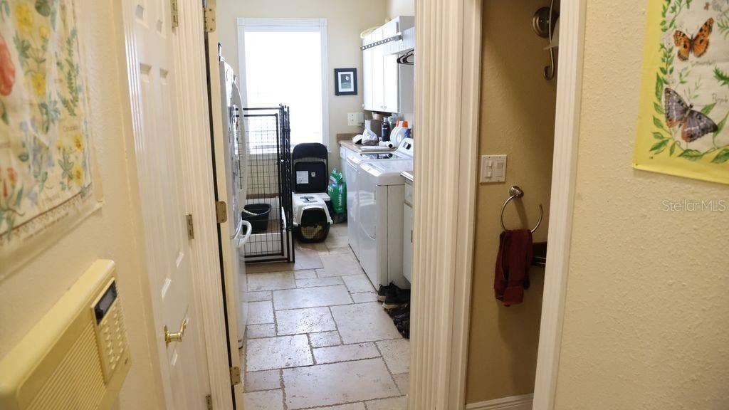 9238 FORT KING ROAD, Dade City, FL 33525 LAUNDRY ROOM