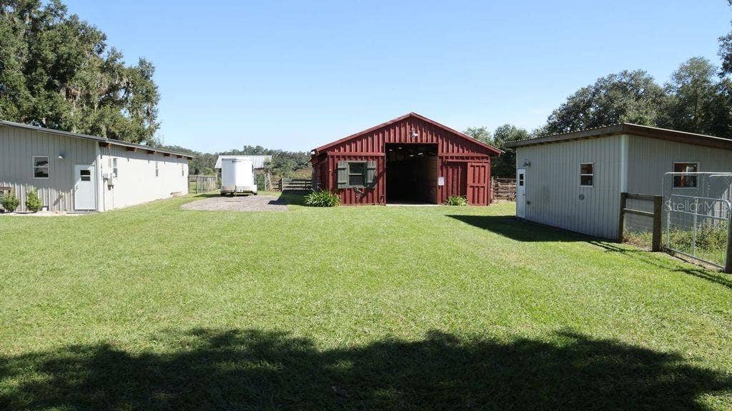 9238 FORT KING ROAD, Dade City, FL 33525 MAIN BARN 1