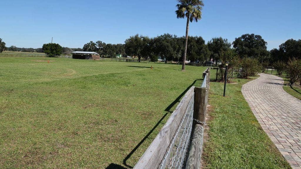 9238 FORT KING ROAD, Dade City, FL 33525 9238 FORT KING ROAD, Dade City, FL 33525