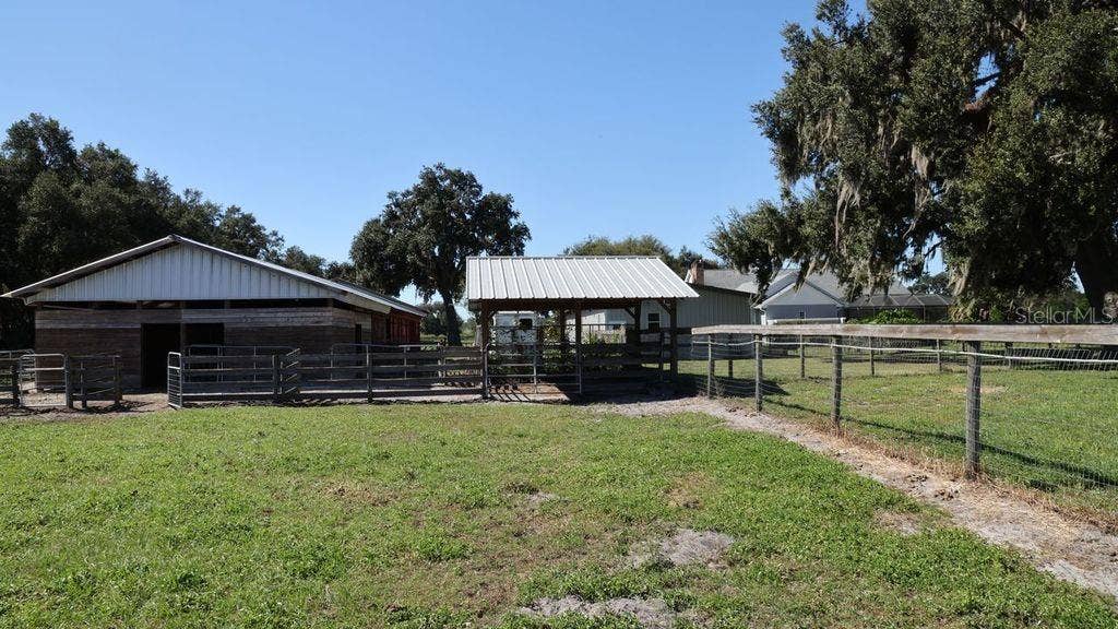 9238 FORT KING ROAD, Dade City, FL 33525 9238 FORT KING ROAD, Dade City, FL 33525